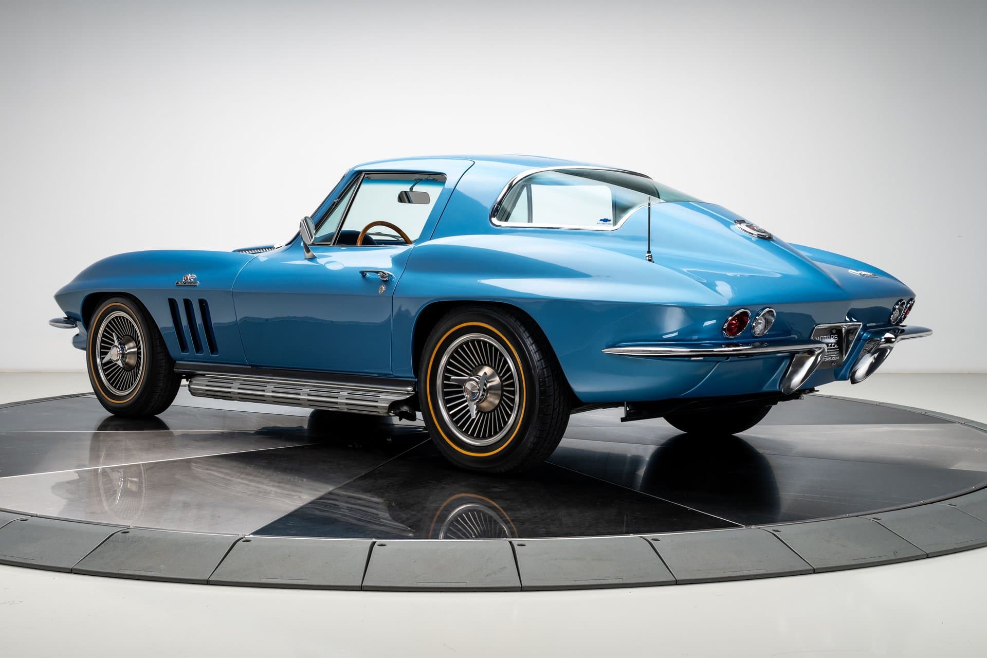 1966 Chevrolet Corvette thumbnail 9
