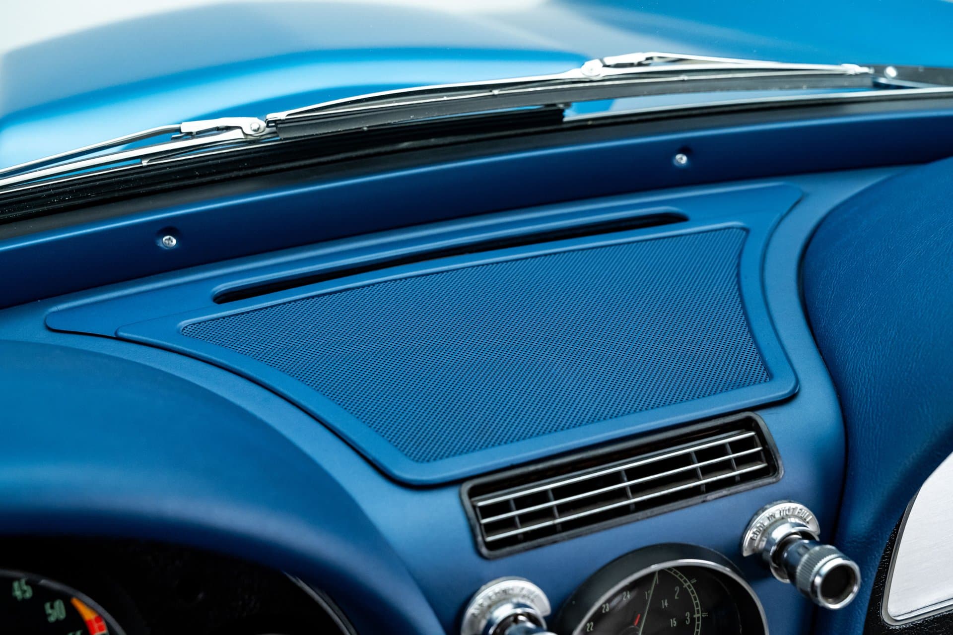 1966 Chevrolet Corvette thumbnail 20