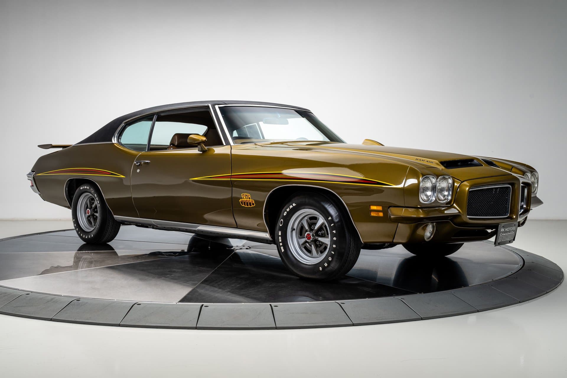1971 Pontiac GTO Judge thumbnail 3