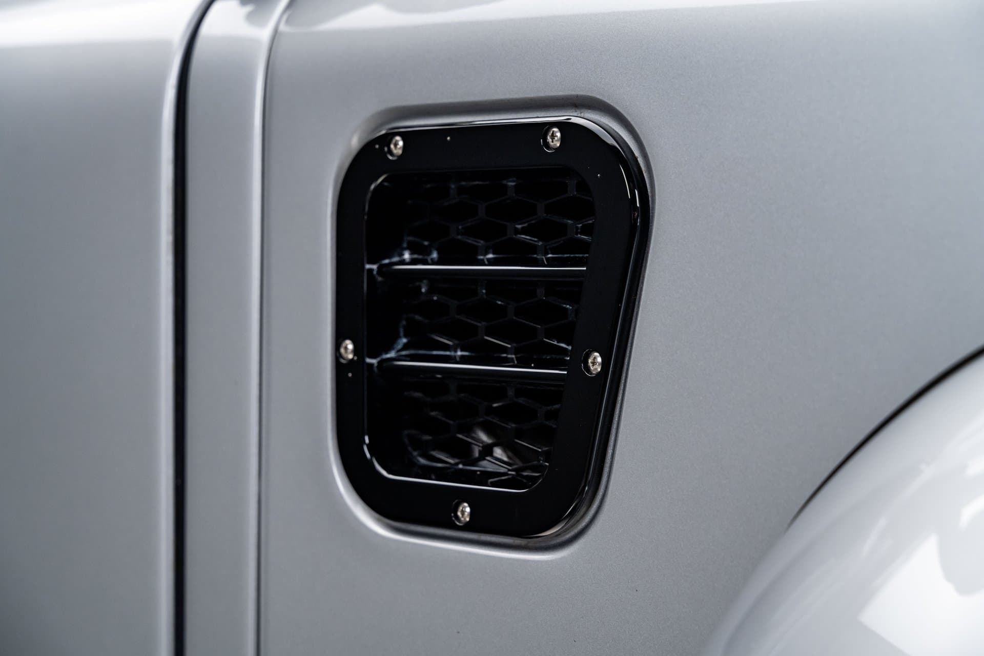 1993 Land Rover Defender 130 thumbnail 6