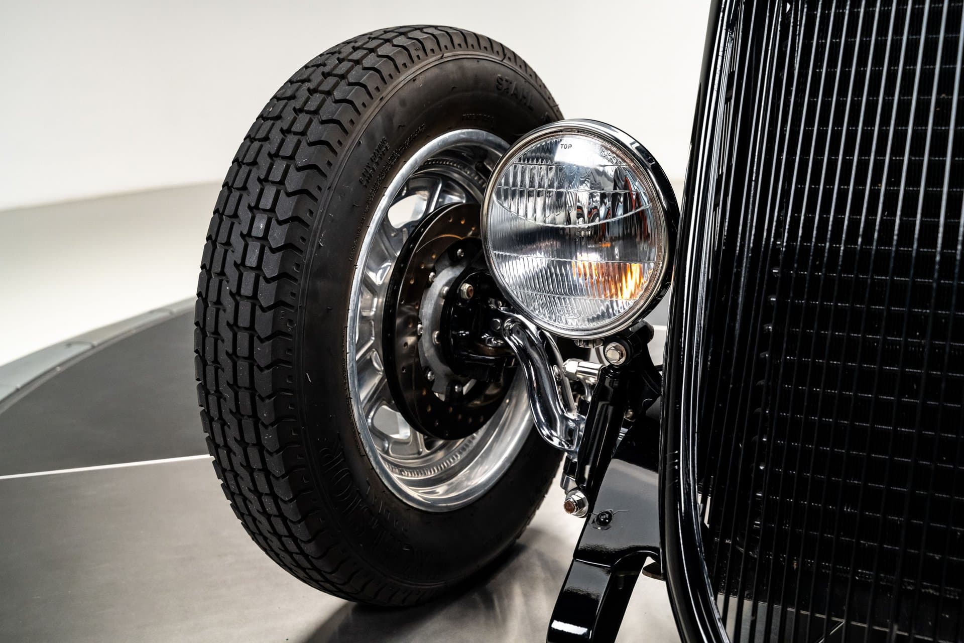 1934 Ford Coupe thumbnail 5