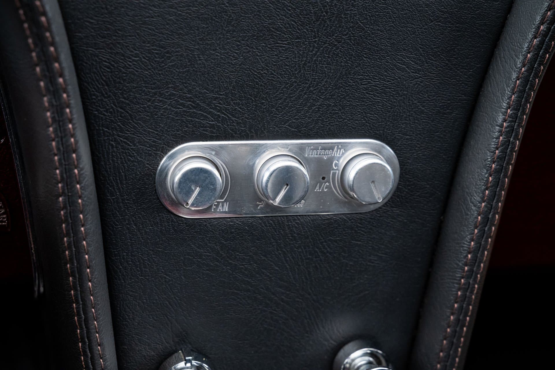1963 Chevrolet Corvette thumbnail 18