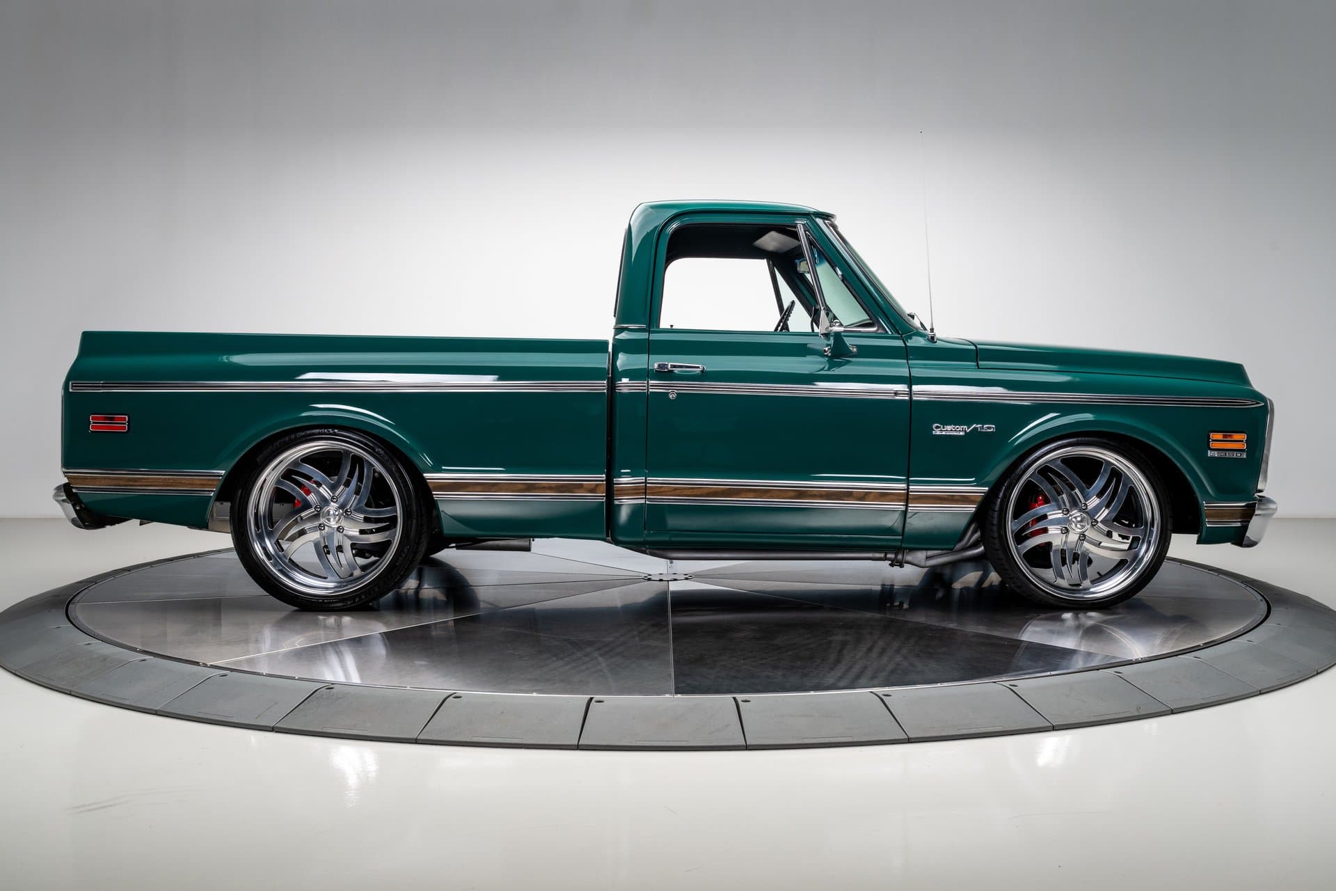 1971 Chevrolet C10 Pickup Truck thumbnail 7
