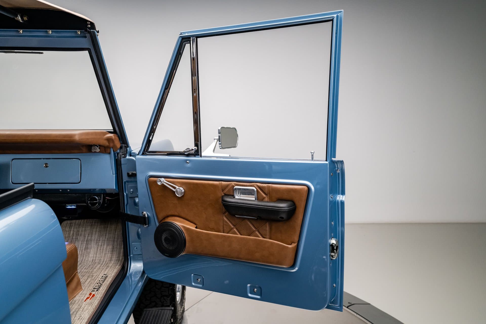 1974 Ford Bronco Velocity thumbnail 25