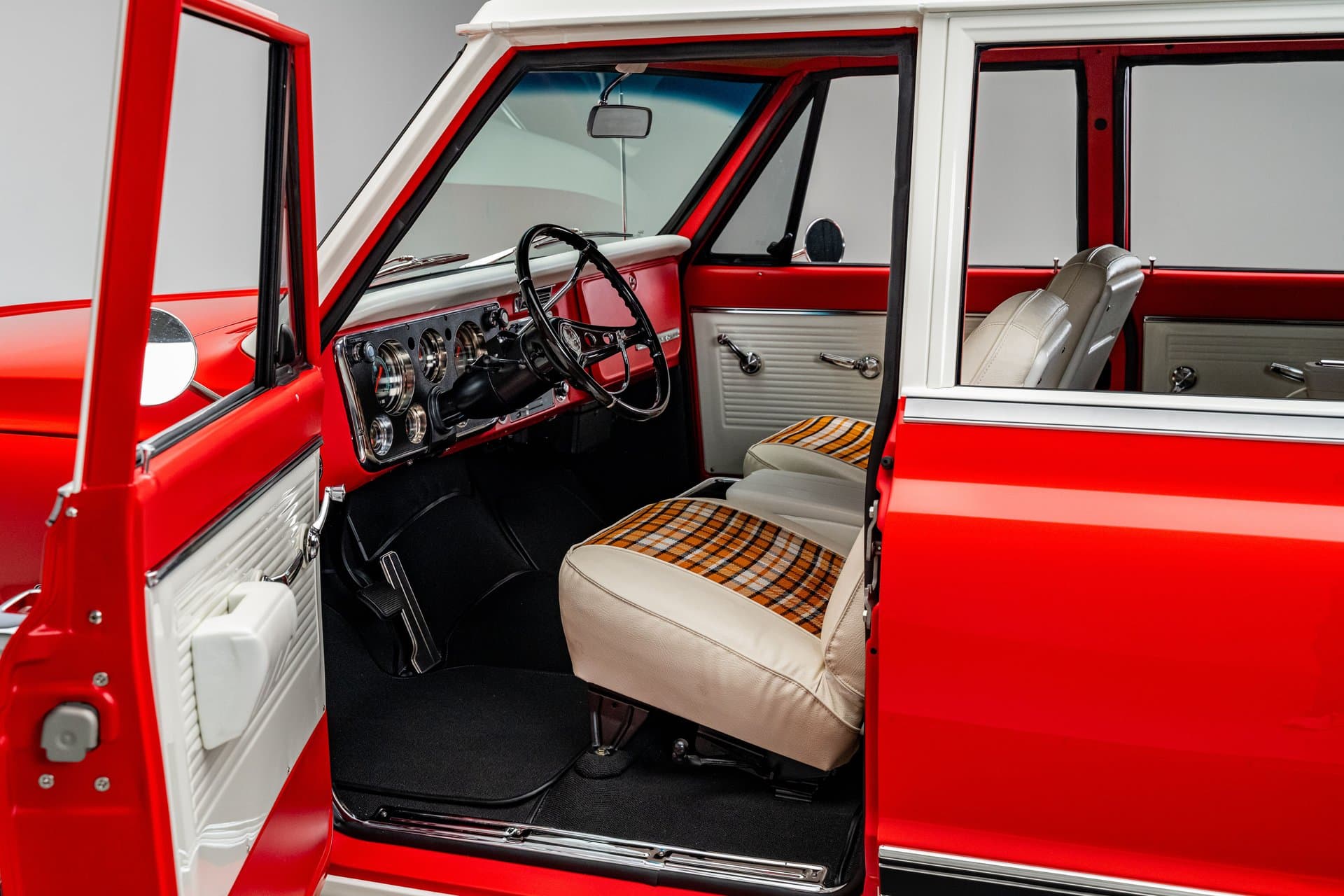 1969 Chevrolet Suburban thumbnail 18