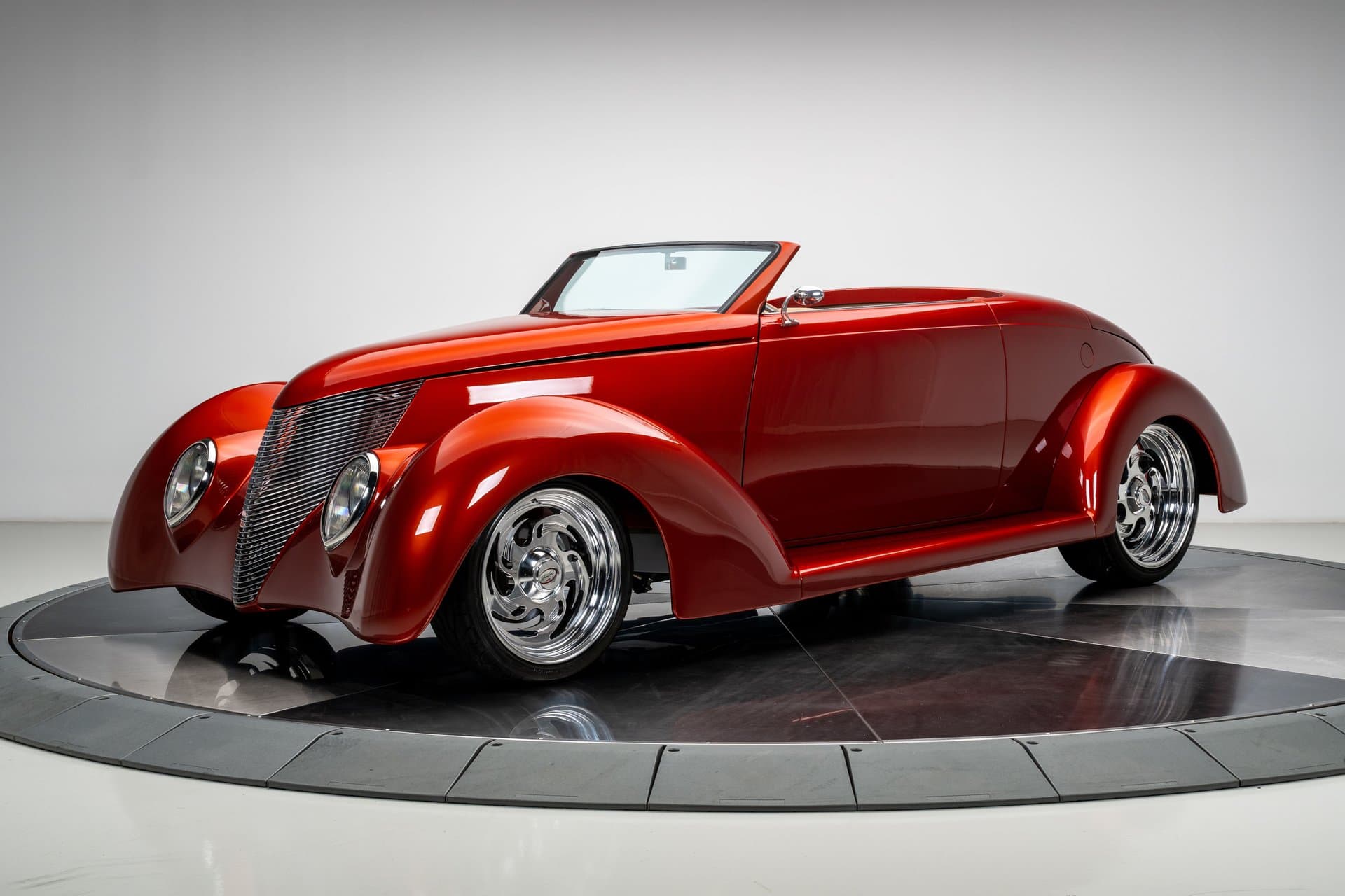 1937 Ford Roadster thumbnail 4