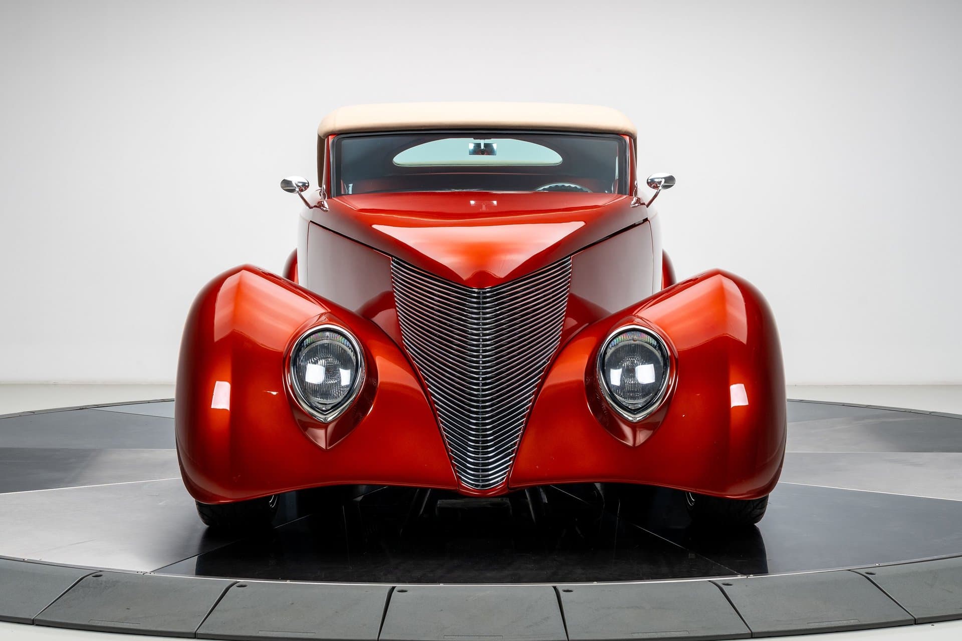 1937 Ford Roadster thumbnail 4