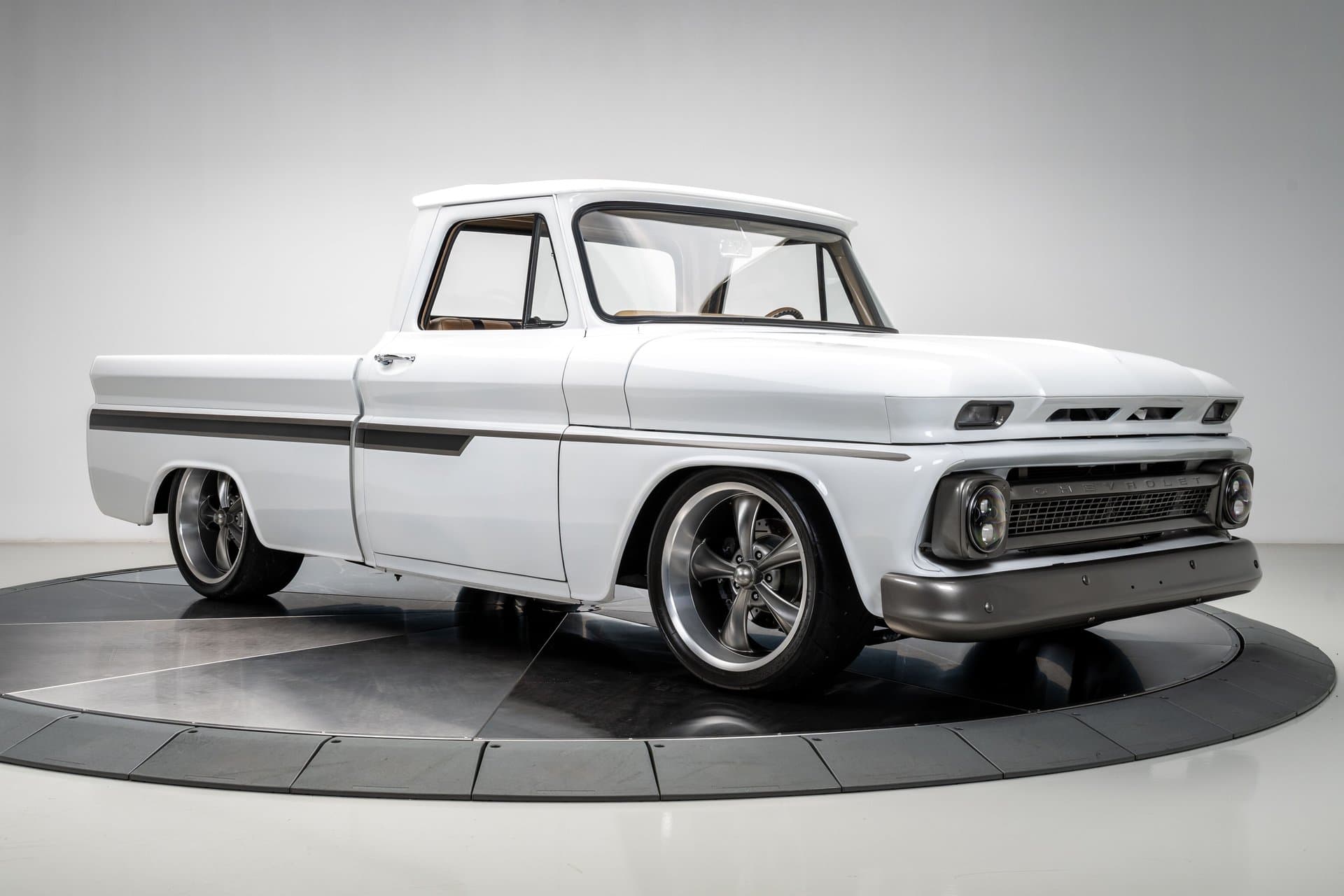 1966 Chevrolet C10 Pickup Truck thumbnail 4
