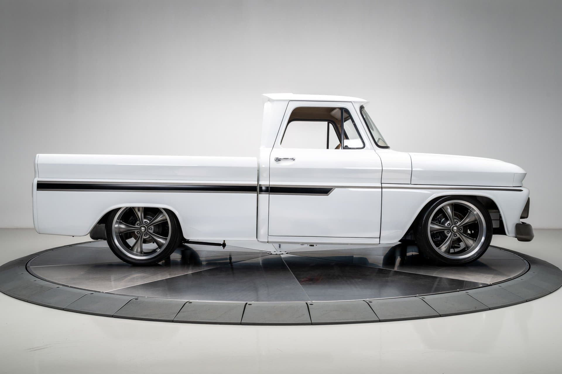1966 Chevrolet C10 Pickup Truck thumbnail 7