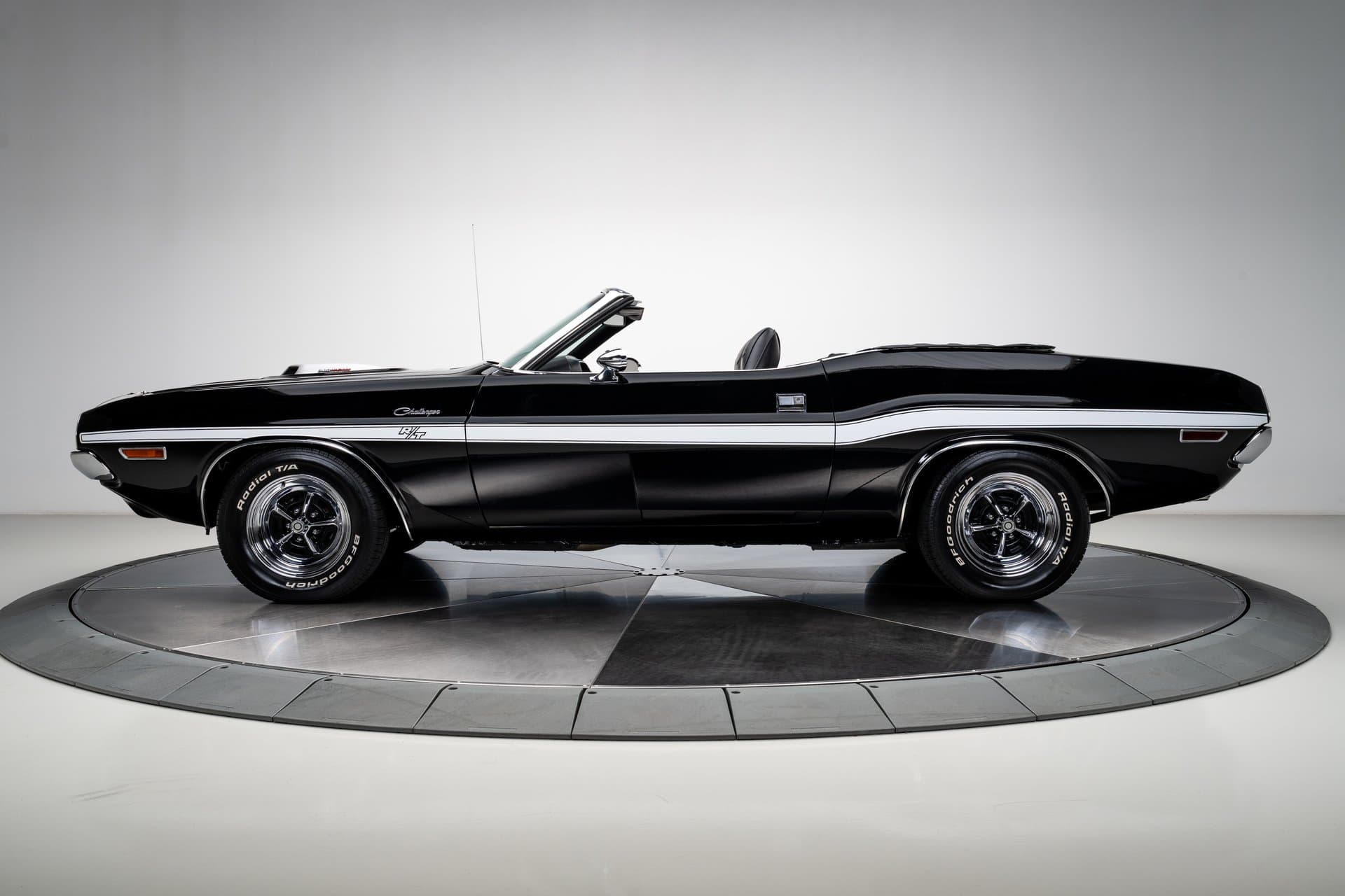 1970 Dodge Challenger R/T thumbnail 7