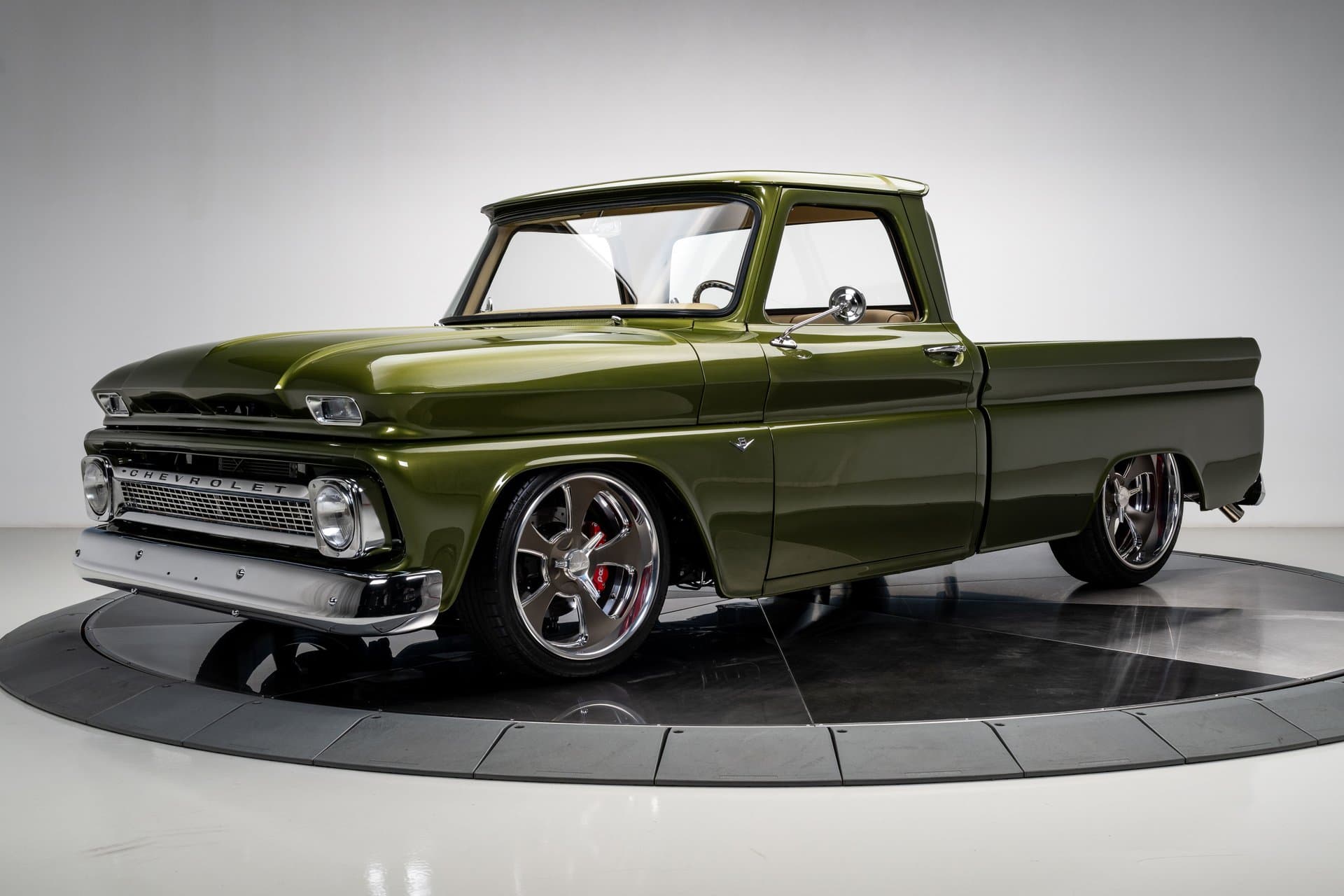 1965 Chevrolet C10 Pickup Truck thumbnail 3