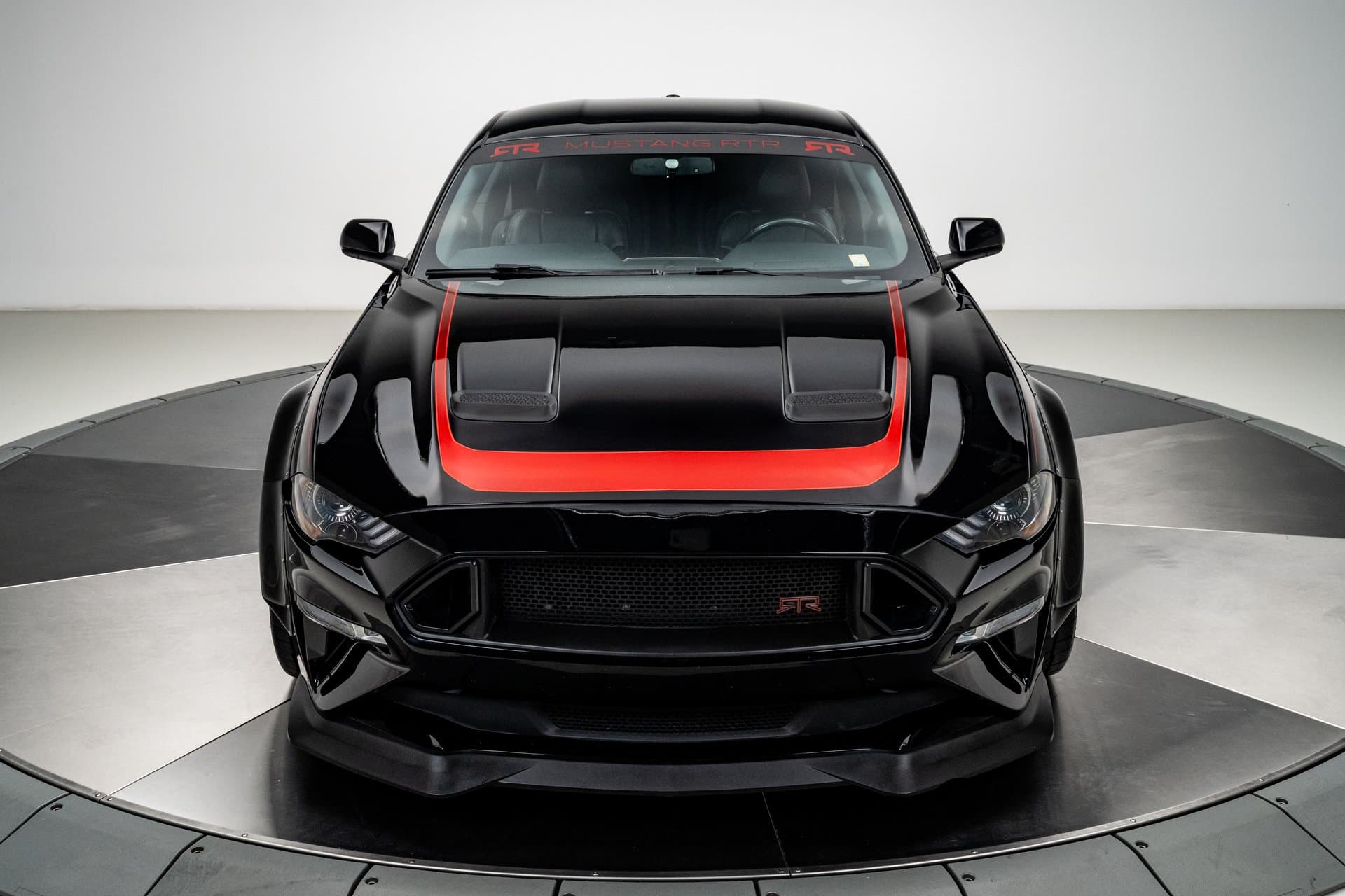 2019 Ford Mustang RTR Spec 5 thumbnail 4