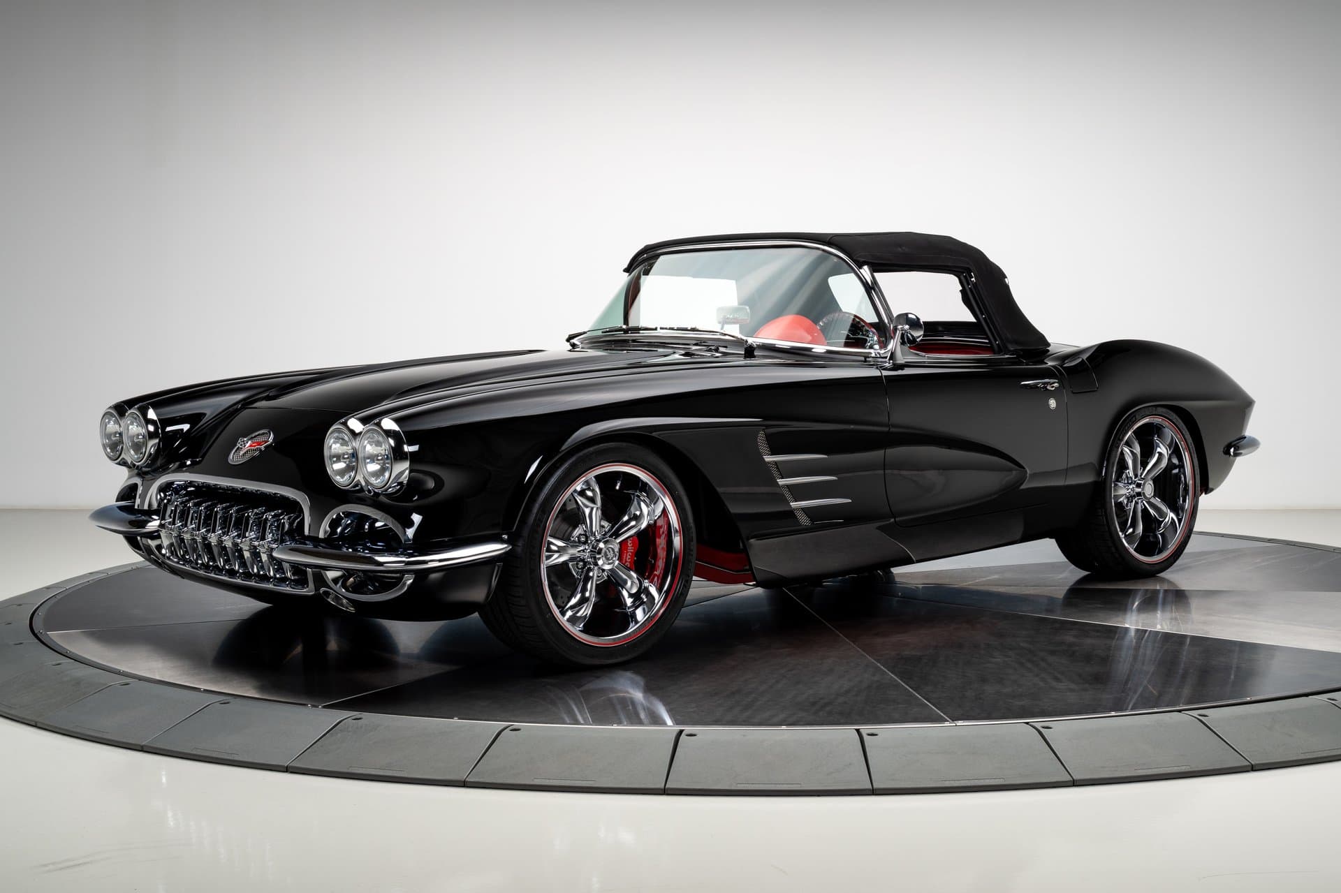 1962 Chevrolet Corvette thumbnail 3