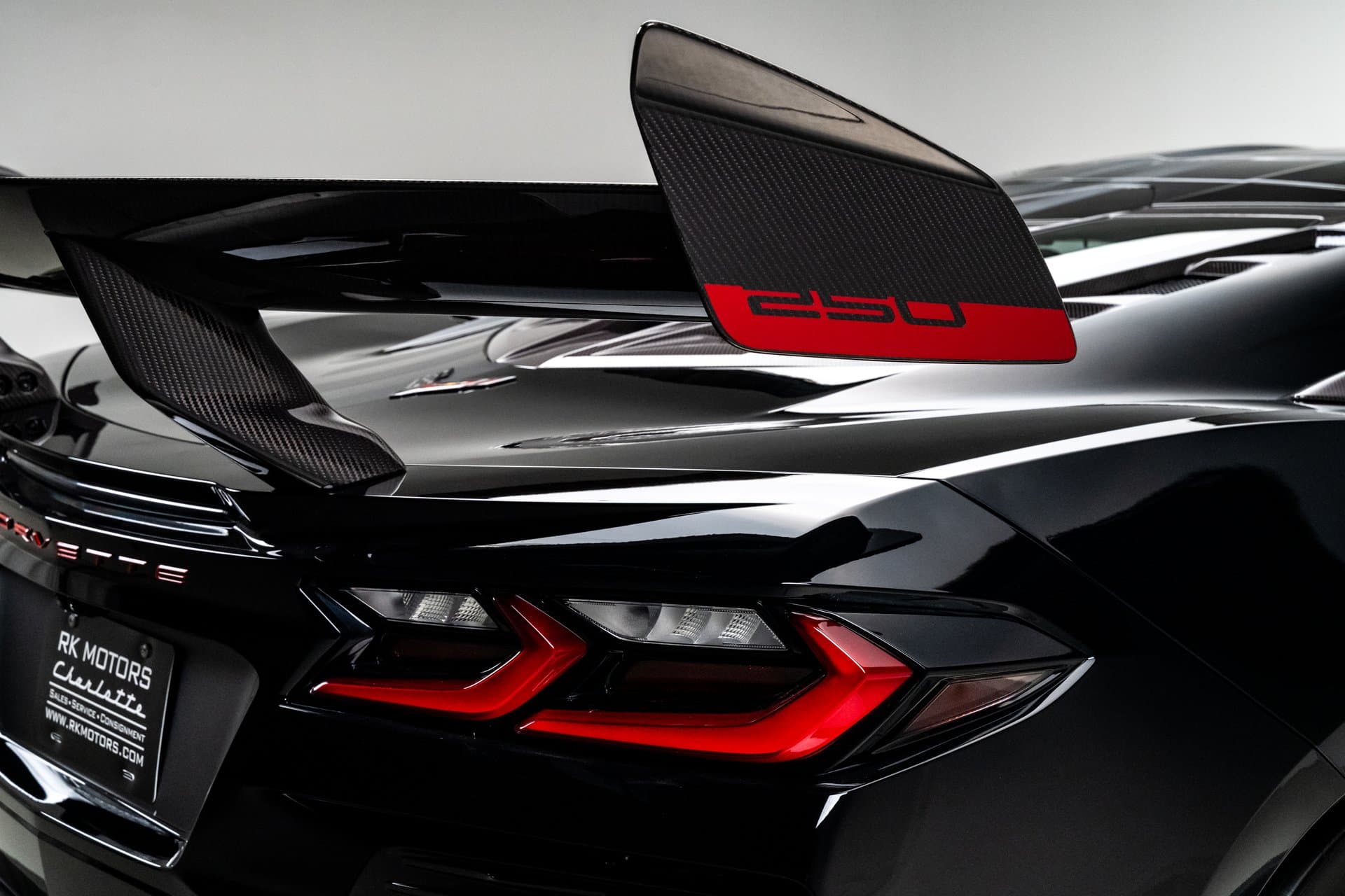 2026 Chevrolet Corvette ZR1X thumbnail 8