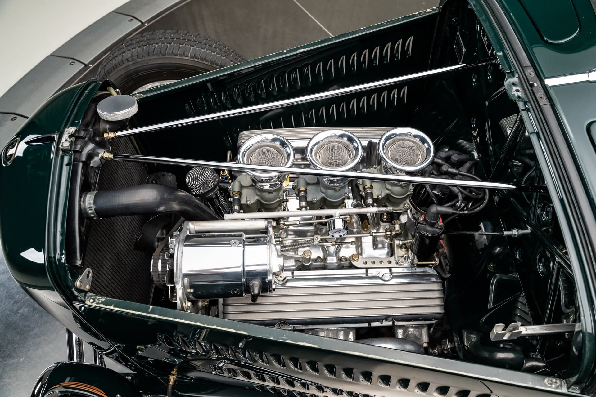 1932 Ford Roadster thumbnail 11
