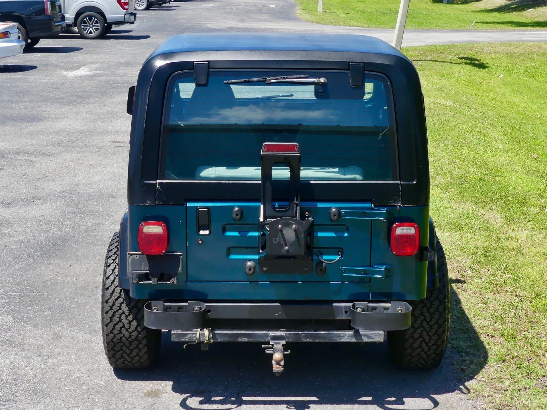 1995 Jeep Wrangler 4x4 thumbnail 5