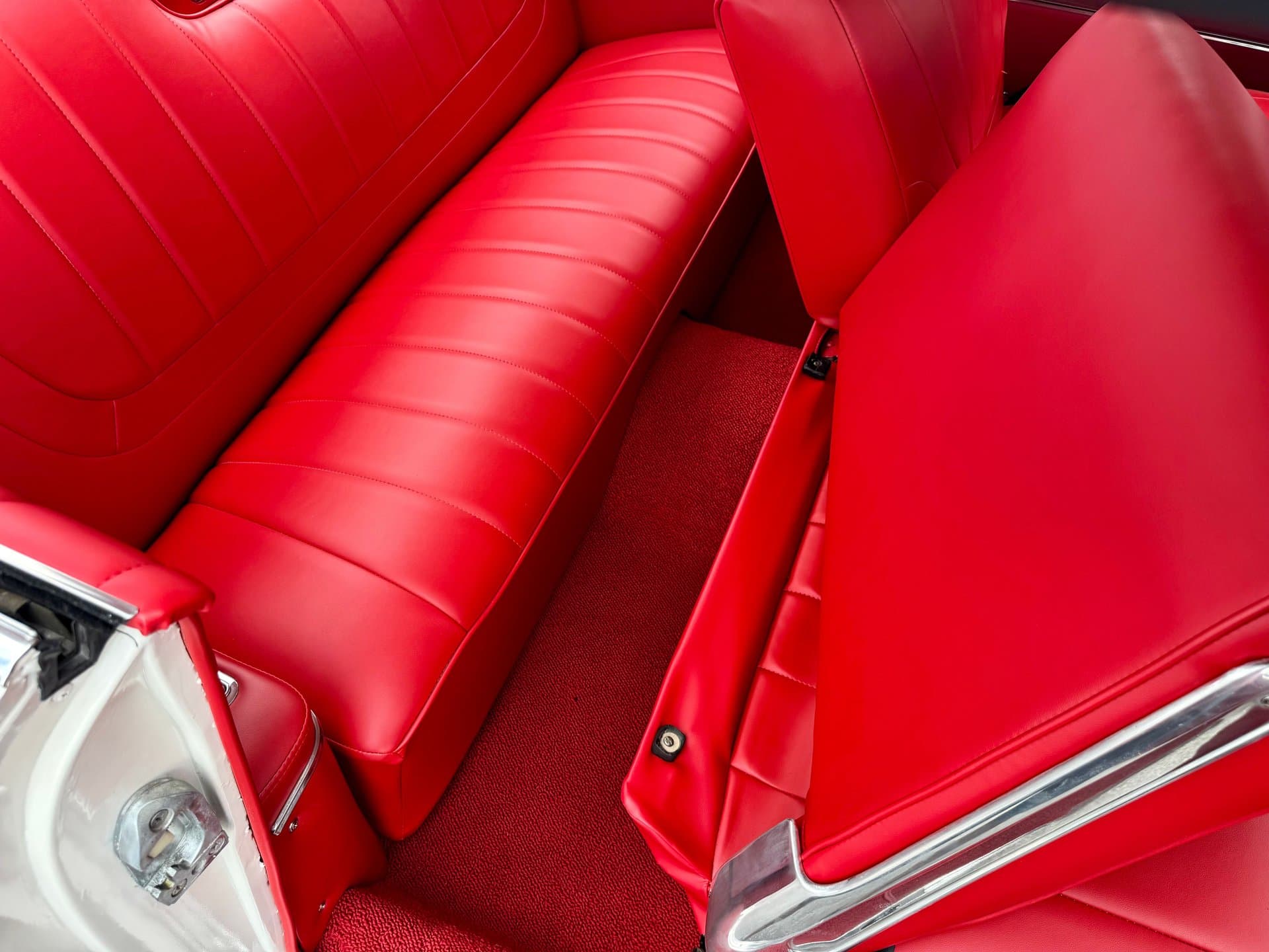1960 Chevrolet Impala Hardtop Sport Coupe RWD thumbnail 18