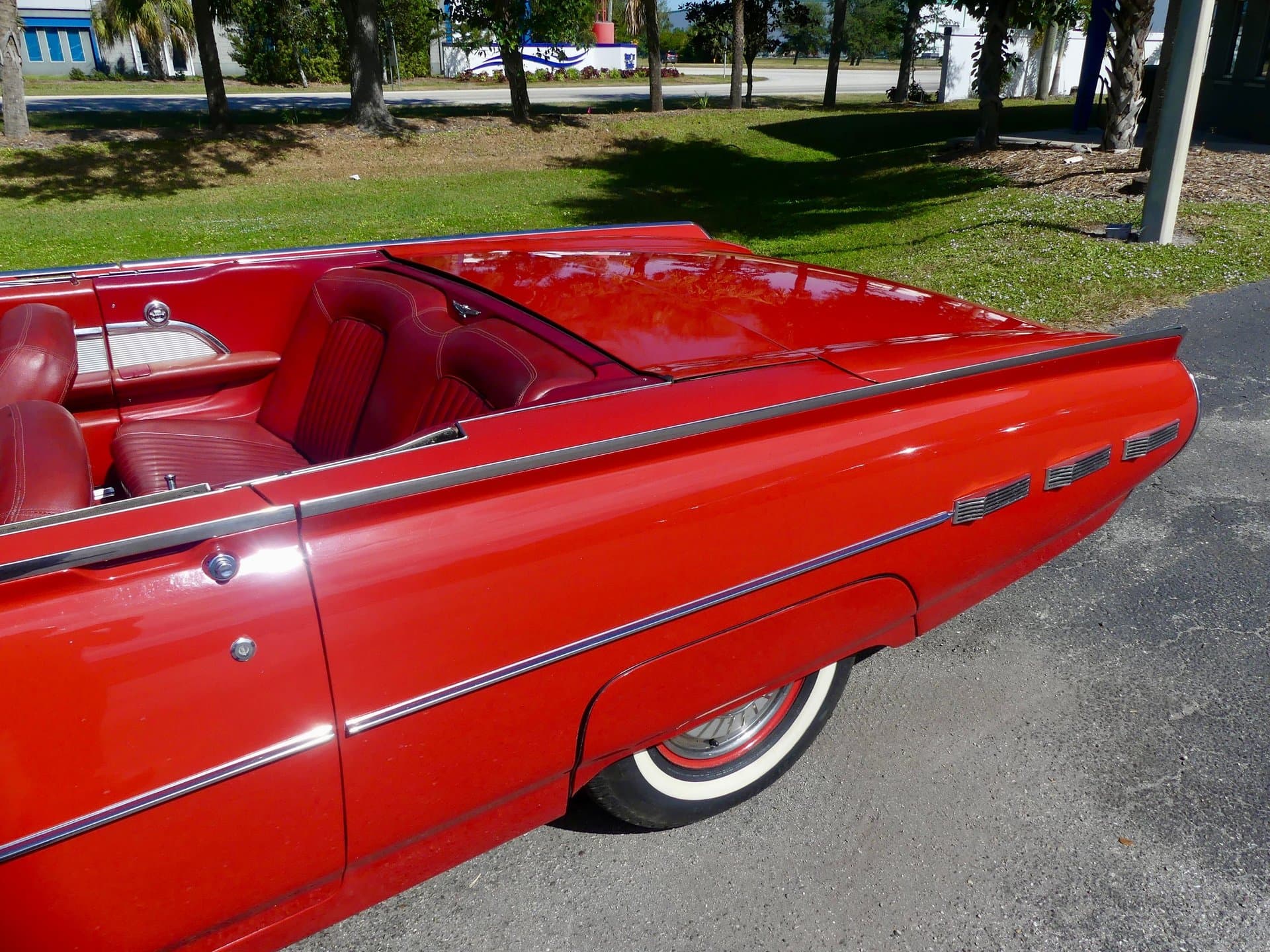 1962 Ford Thunderbird Convertible thumbnail 20