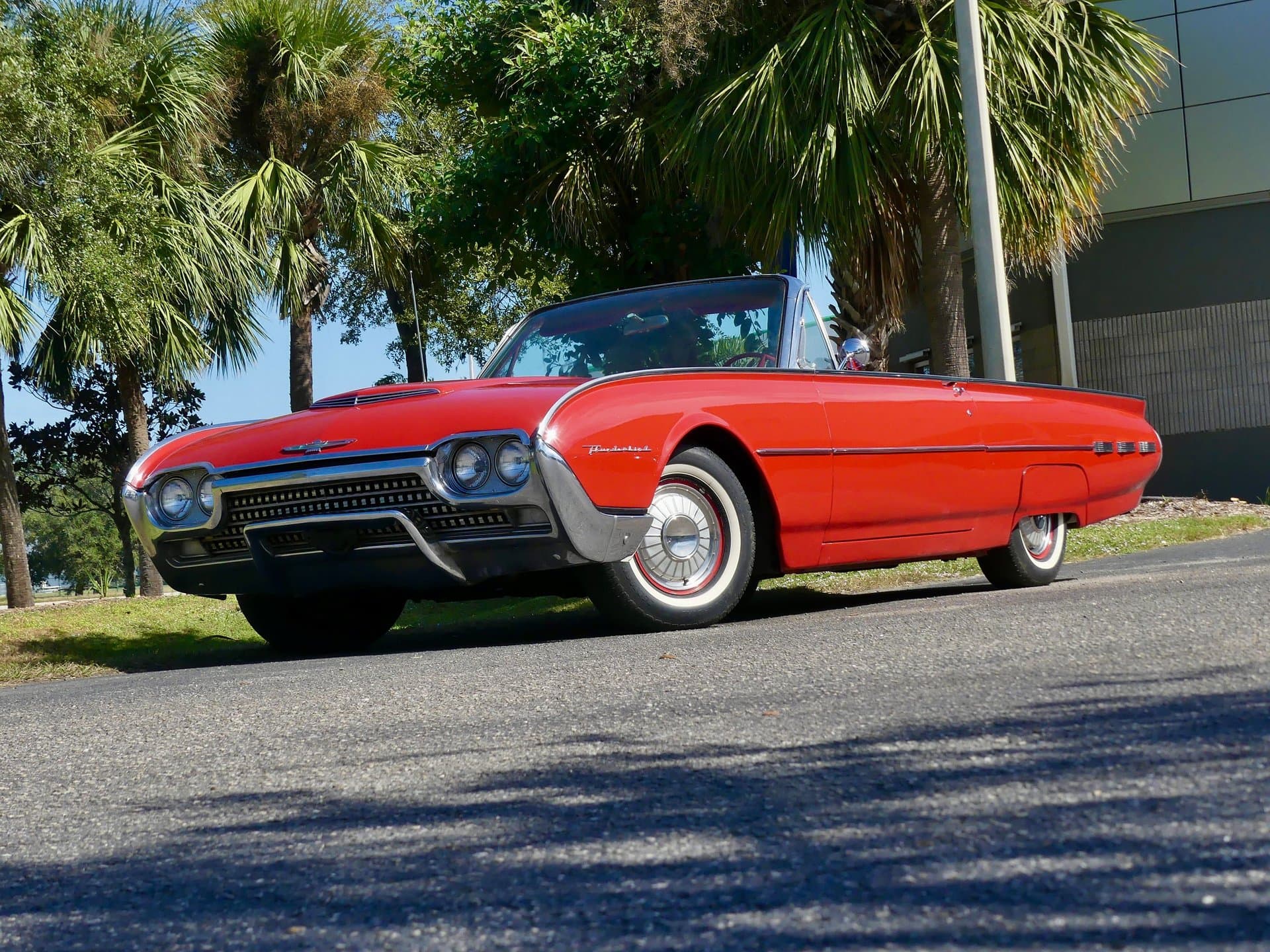 1962 Ford Thunderbird Convertible thumbnail 24