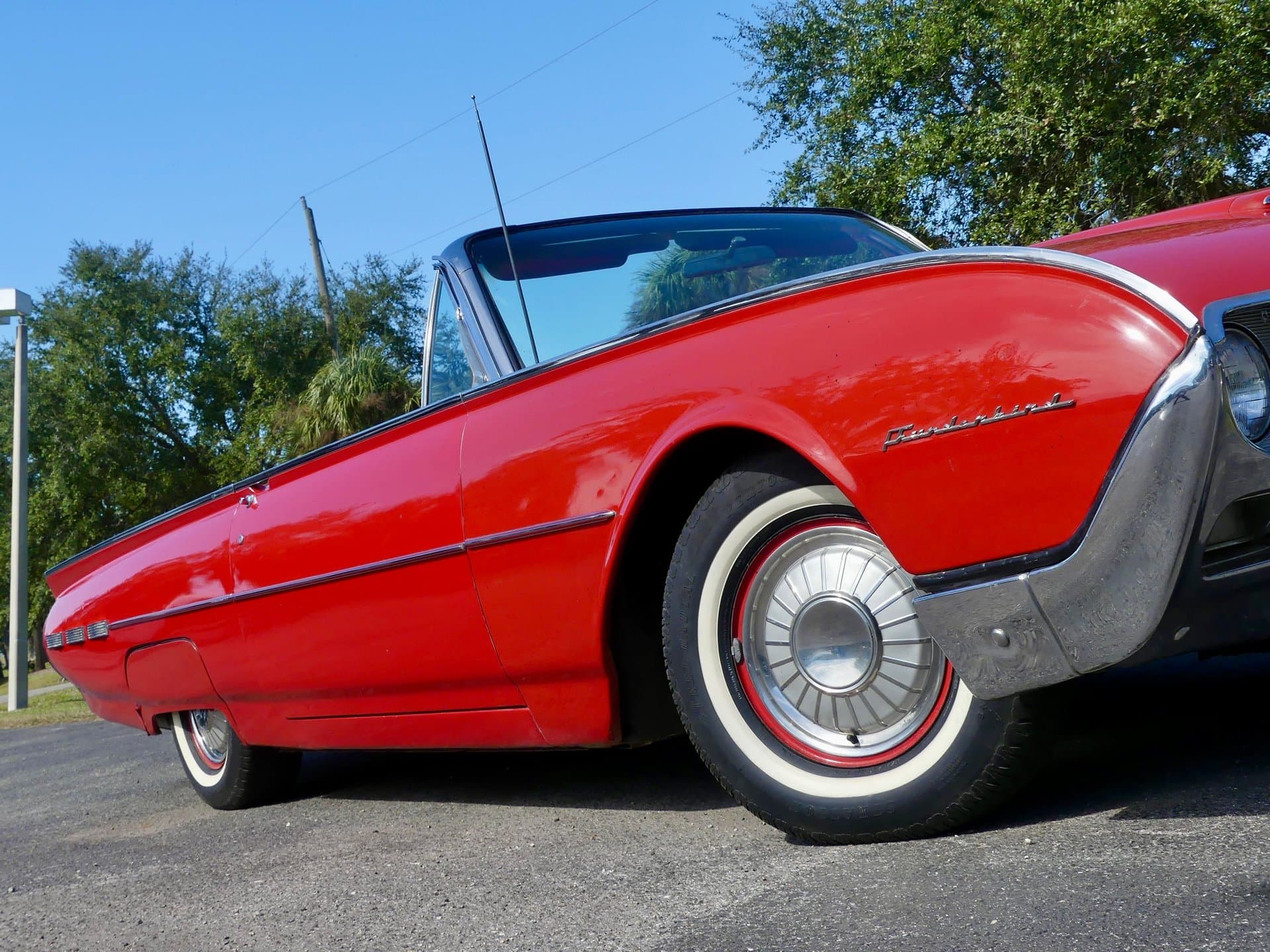 1962 Ford Thunderbird Convertible thumbnail 28