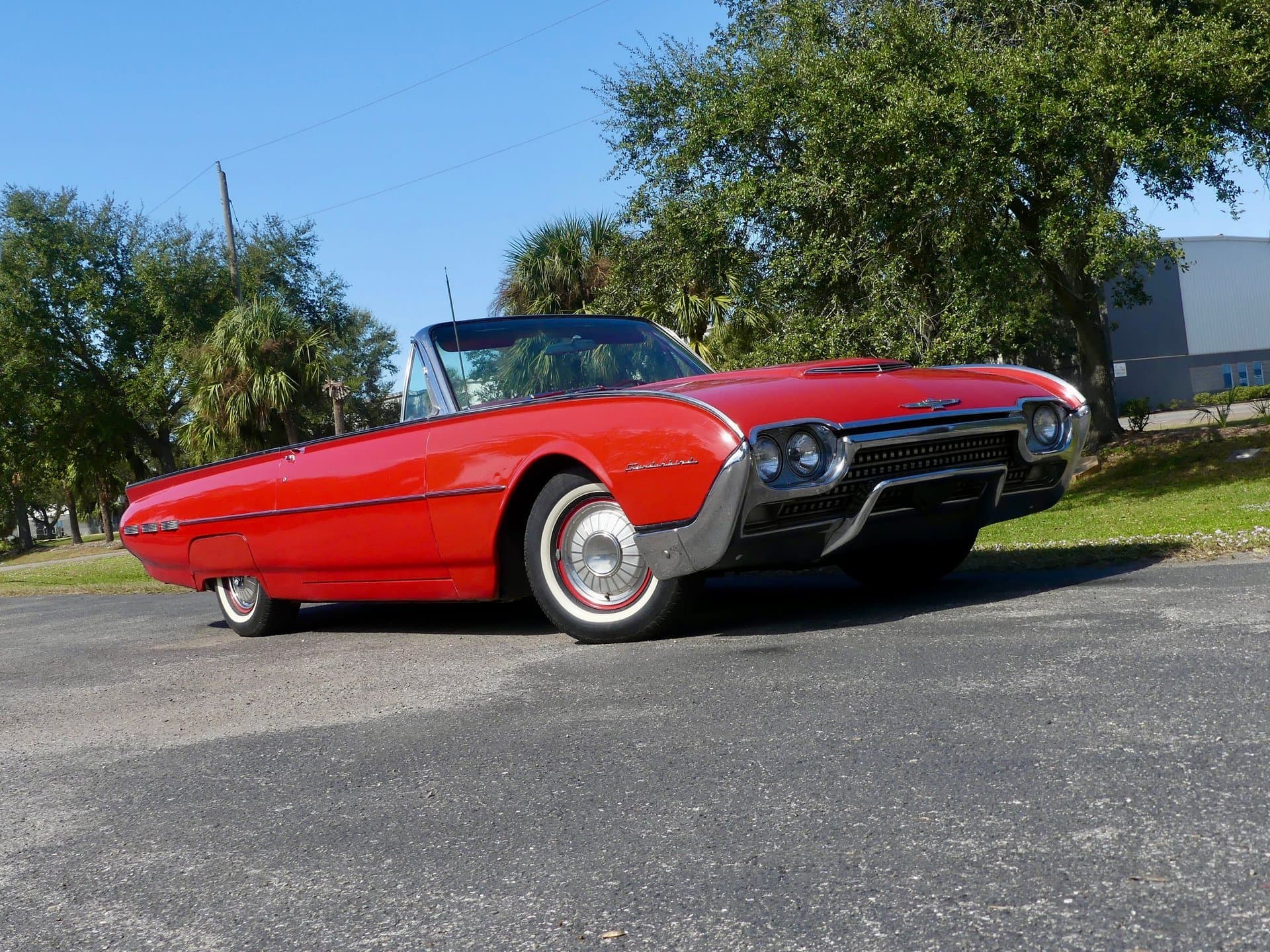1962 Ford Thunderbird Convertible thumbnail 29