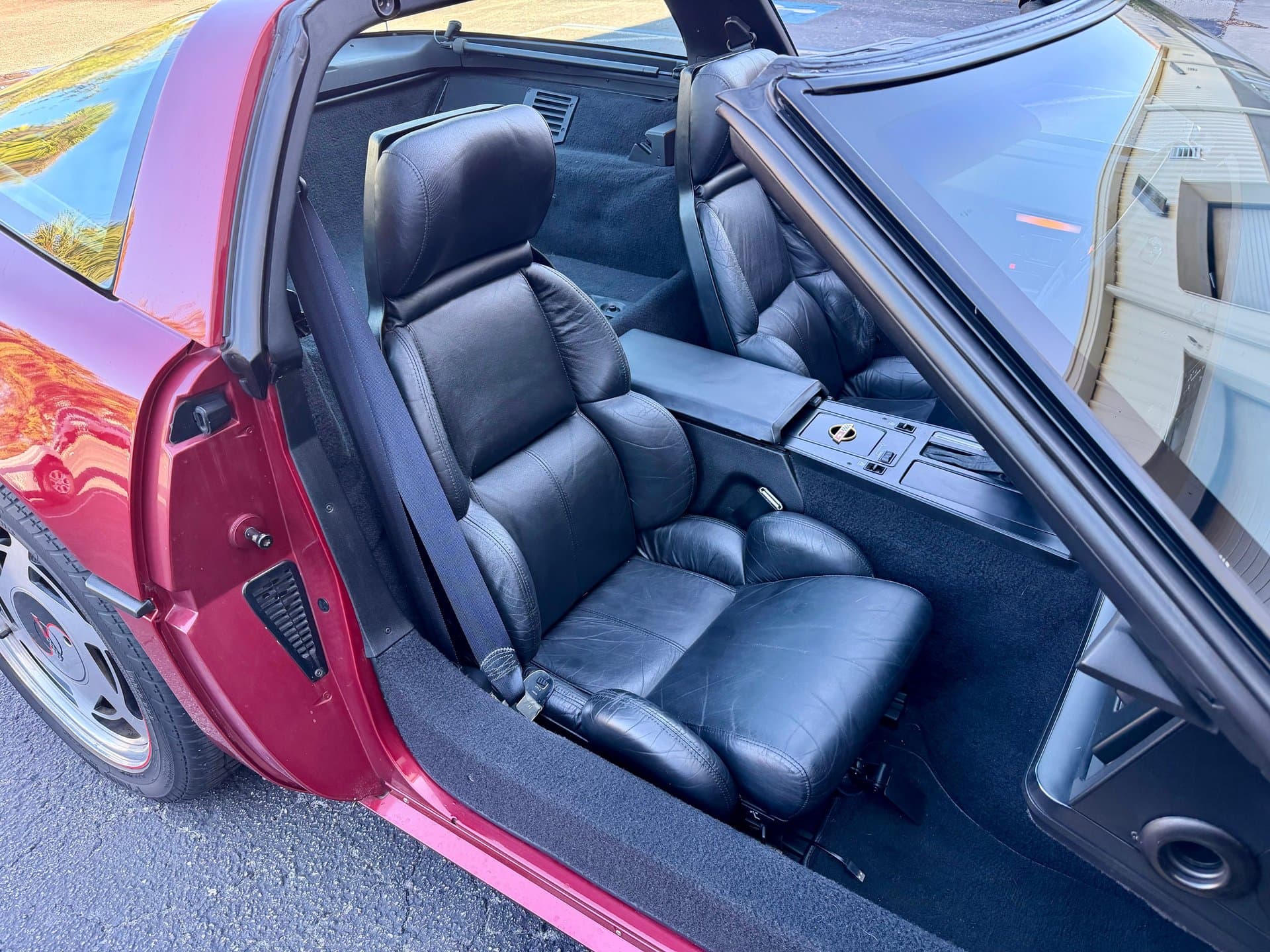 1989 Chevrolet Corvette Coupe thumbnail 9