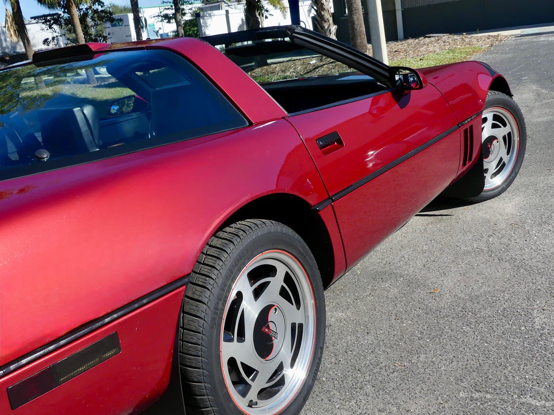 1989 Chevrolet Corvette Coupe thumbnail 28