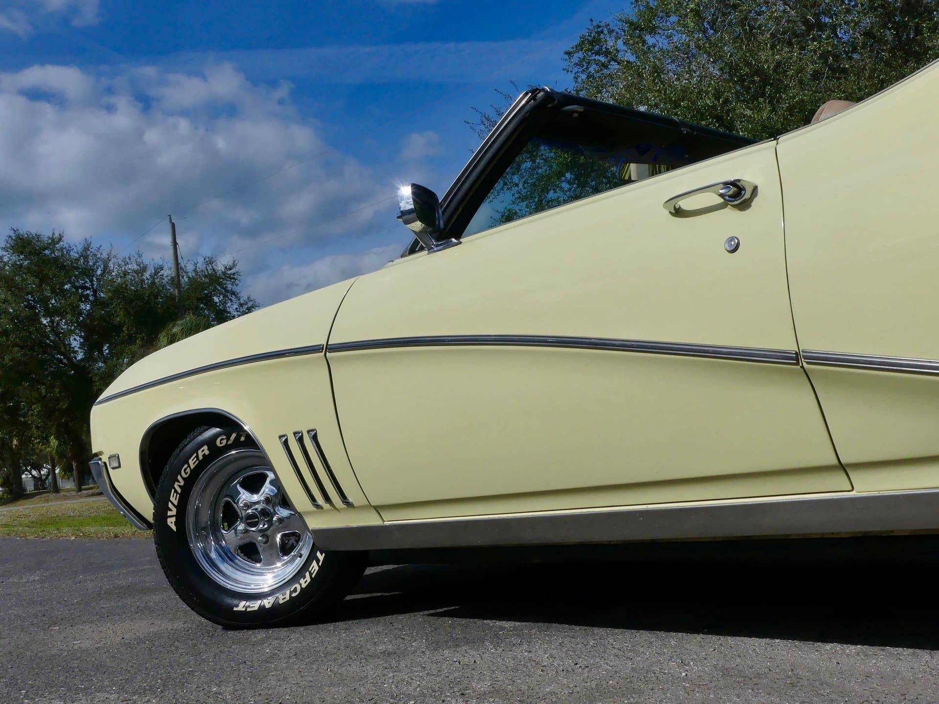 1969 Buick Skylark Custom Convertible thumbnail 23