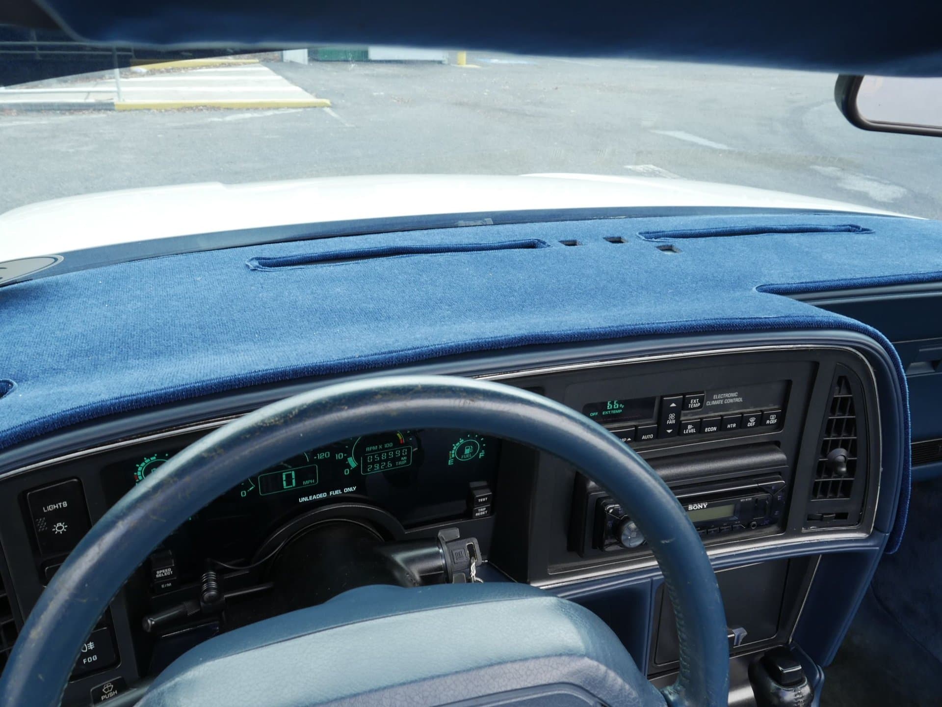 1990 Buick Reatta Convertible thumbnail 20