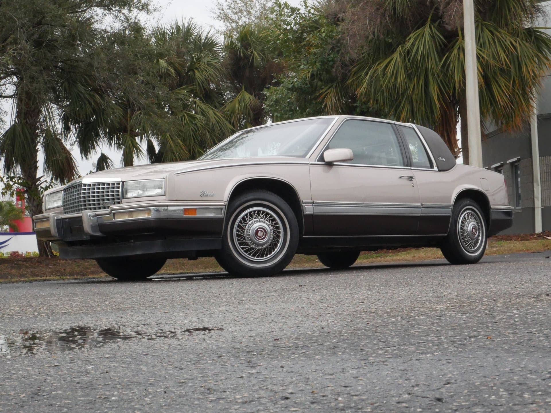 1988 Cadillac Eldorado Biarritz thumbnail 4