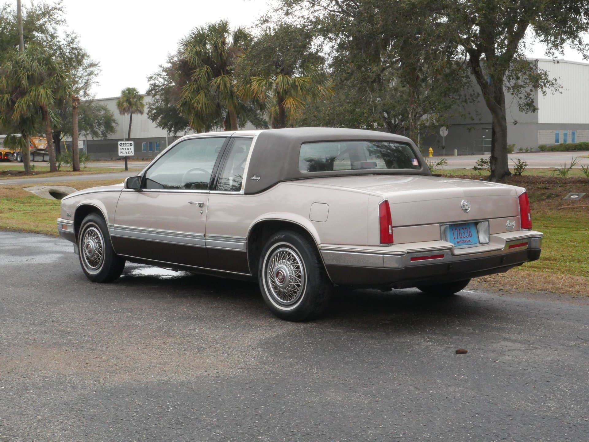 1988 Cadillac Eldorado Biarritz thumbnail 6