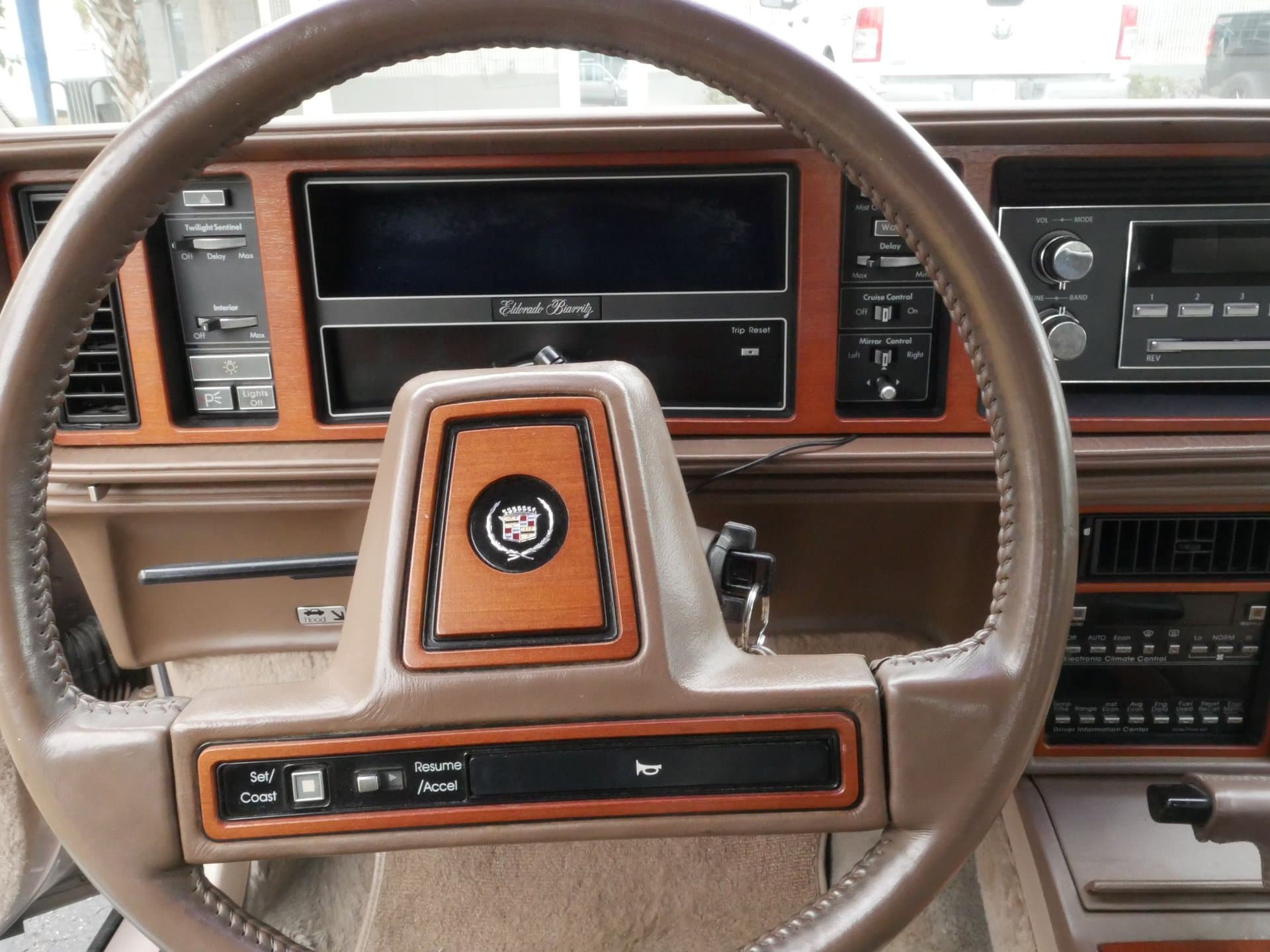 1988 Cadillac Eldorado Biarritz thumbnail 15