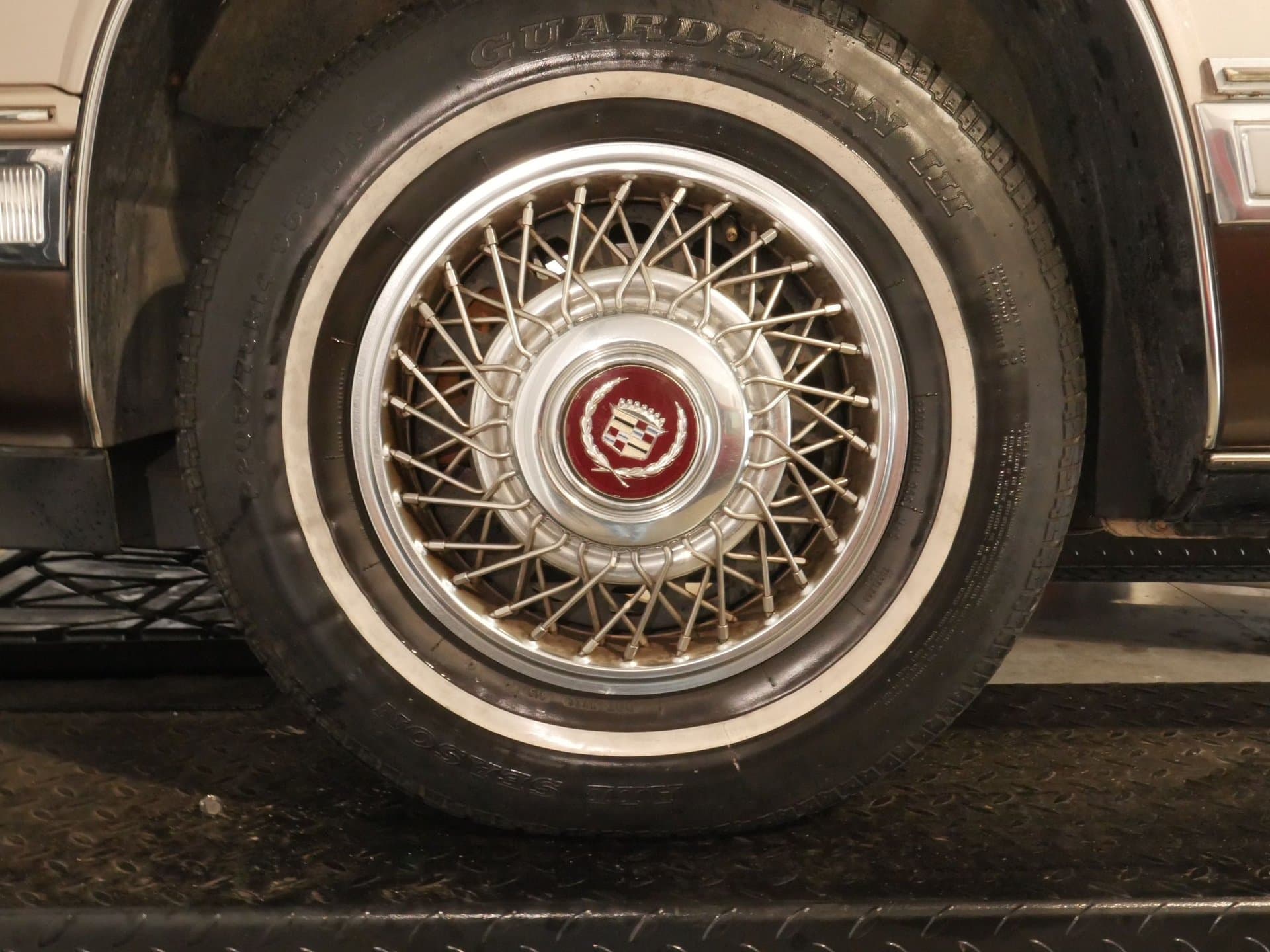 1988 Cadillac Eldorado Biarritz thumbnail 25