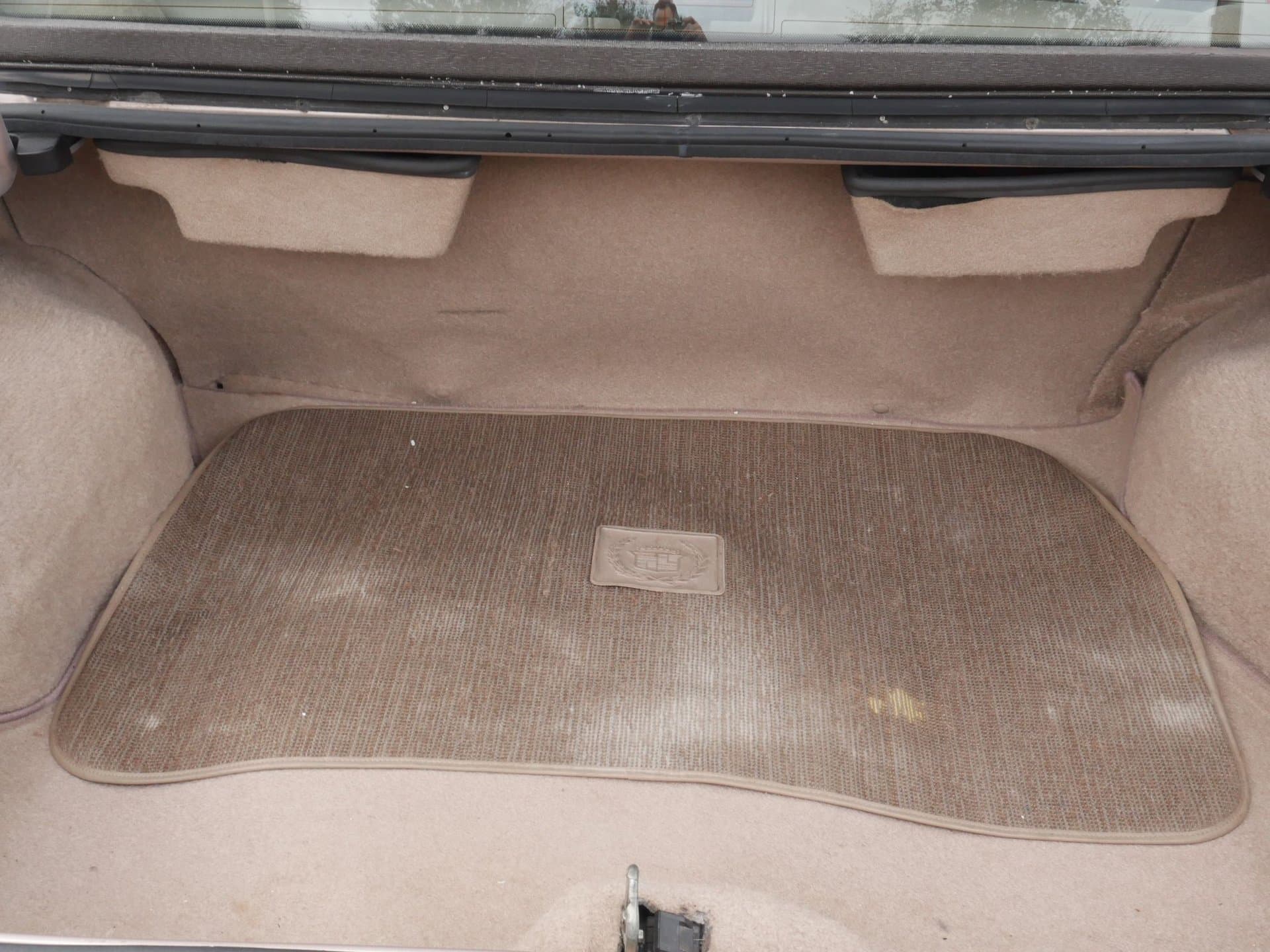 1988 Cadillac Eldorado Biarritz thumbnail 3