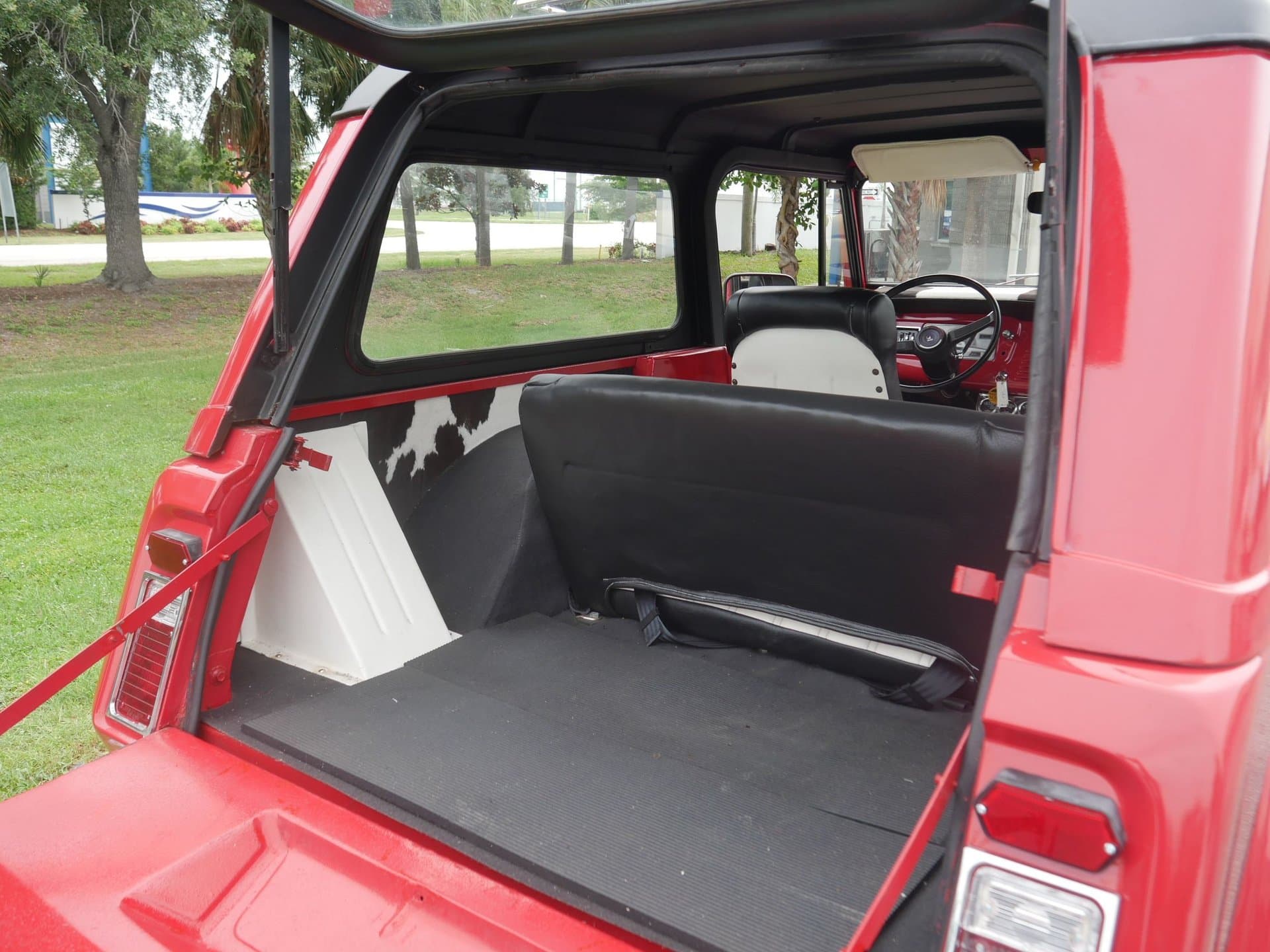 1973 Jeep Commando 4x4 thumbnail 21