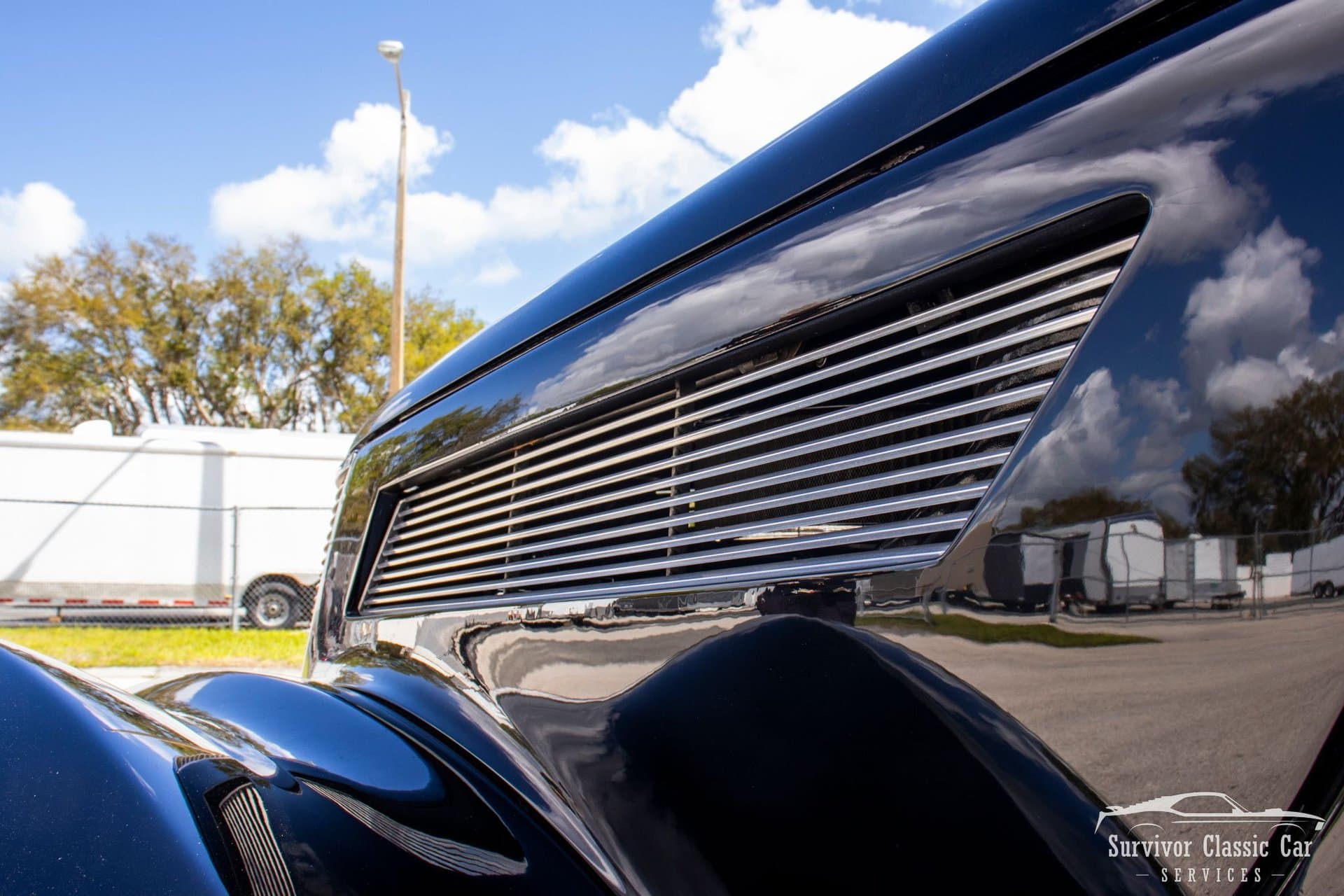 1937 Ford Cabriolet thumbnail 7