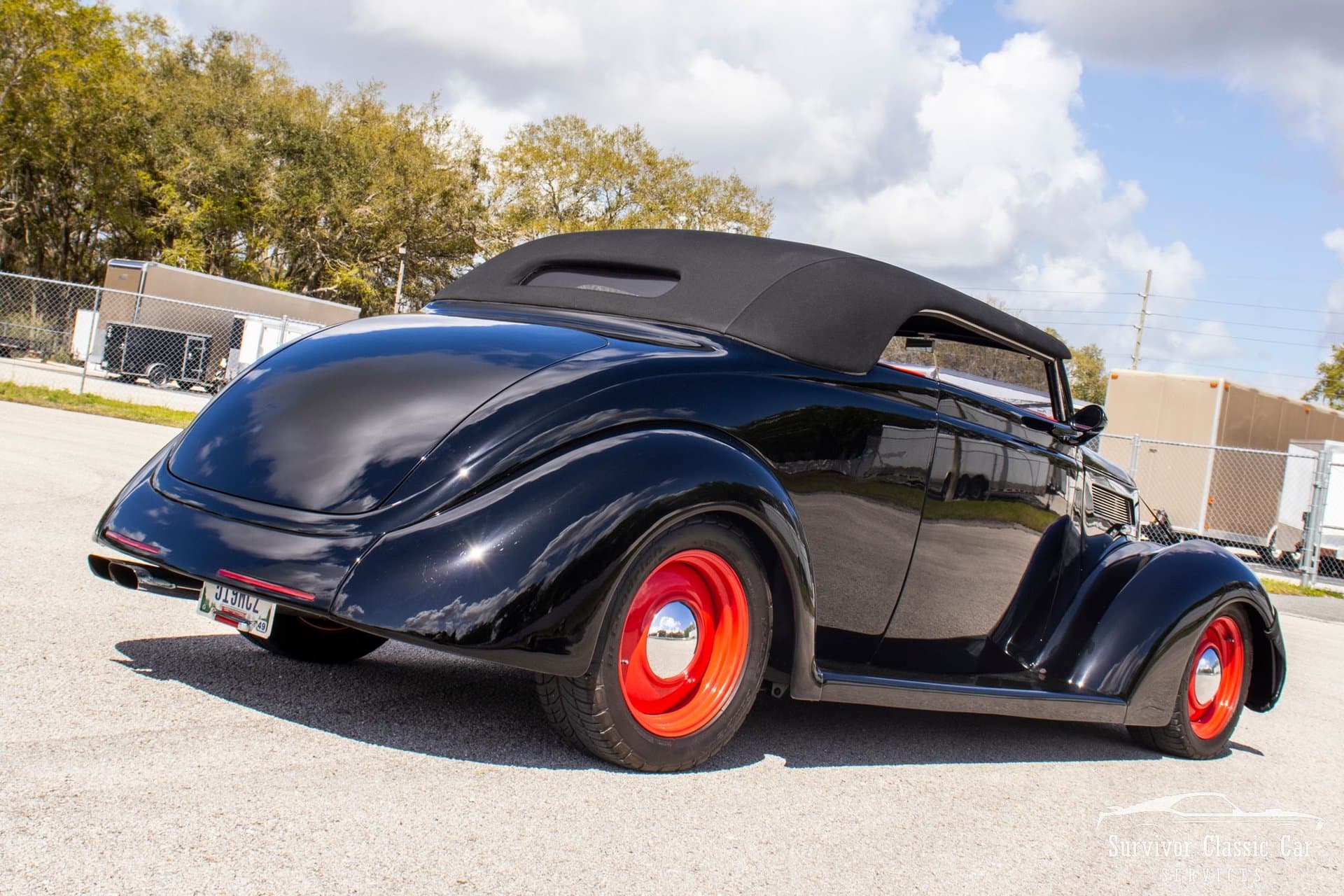 1937 Ford Cabriolet thumbnail 15