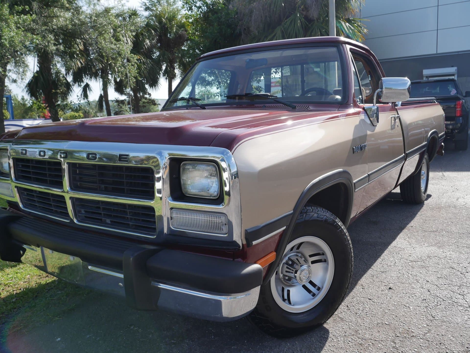 1992 Dodge Ram D-150 LE thumbnail 9