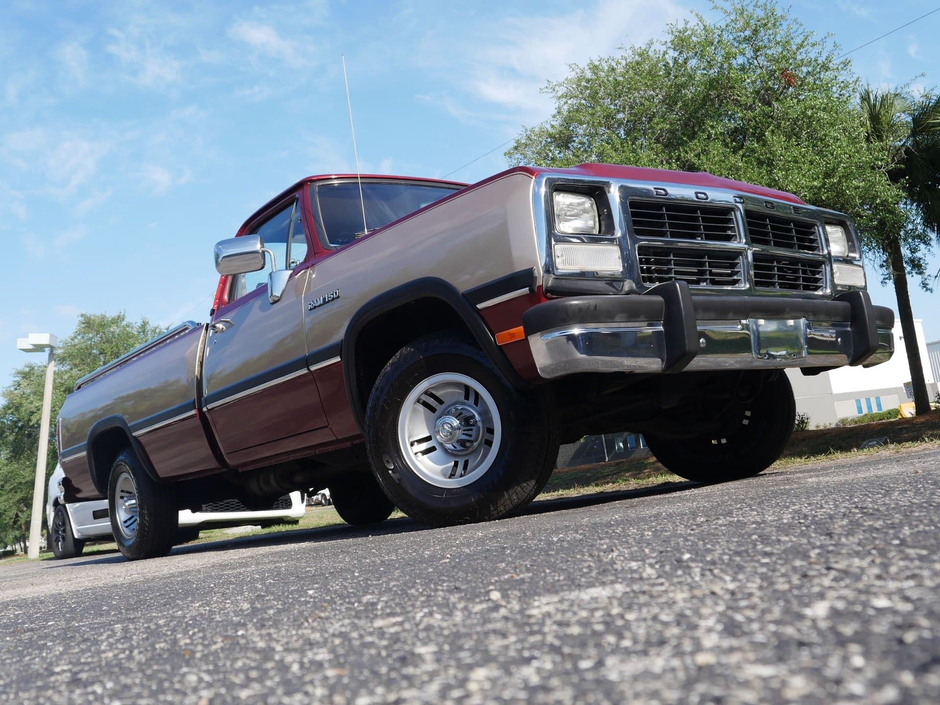 1992 Dodge Ram D-150 LE thumbnail 6