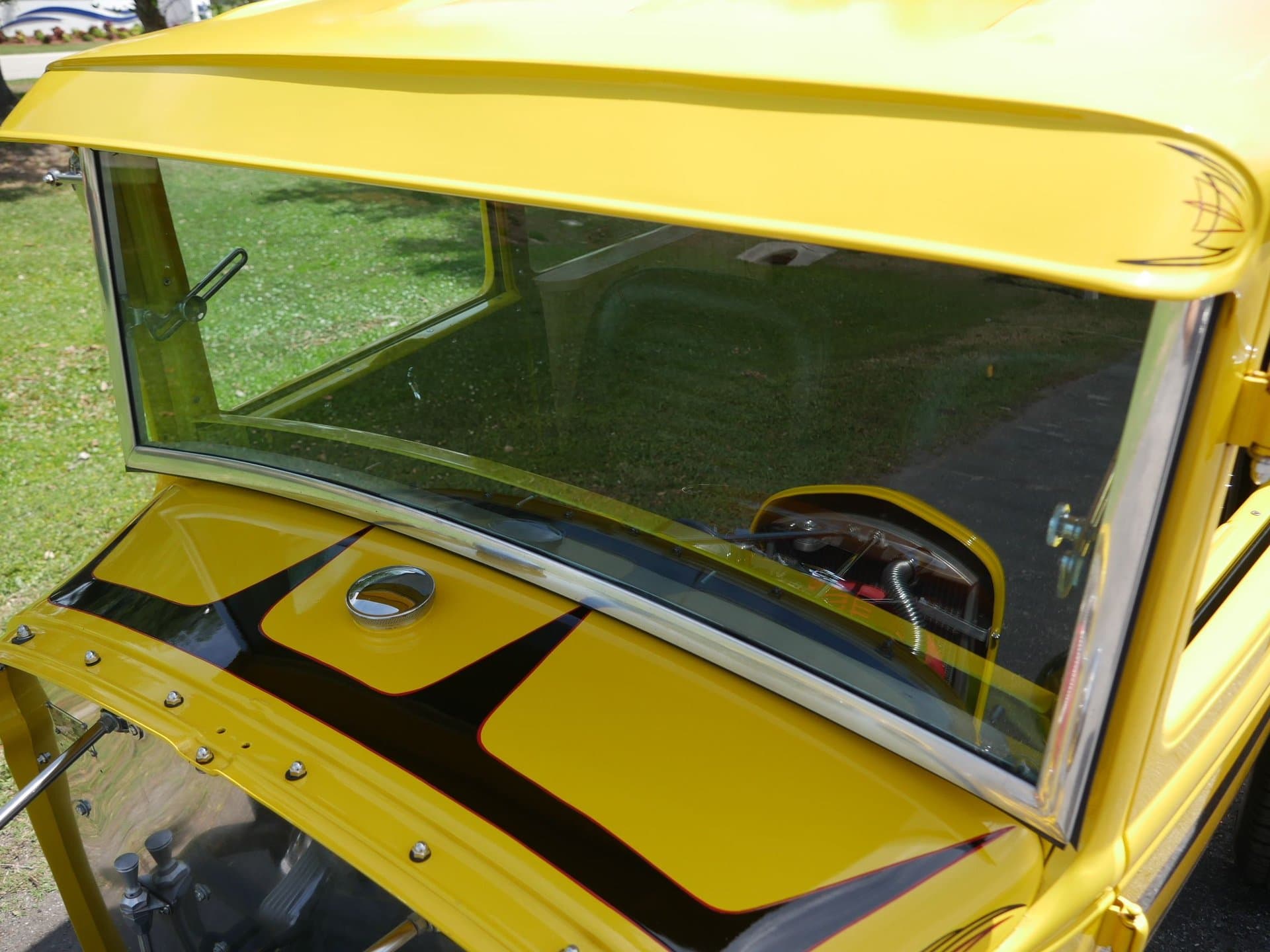 1930 Ford Model A Tudor thumbnail 11