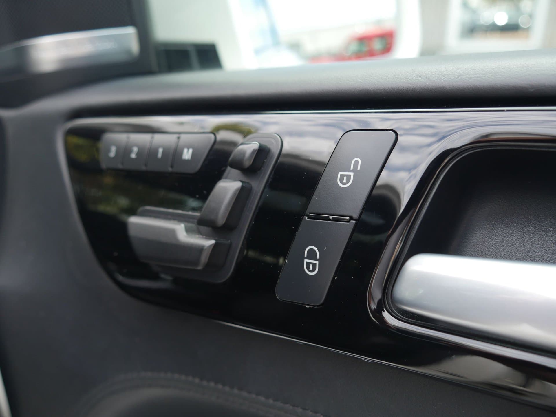 2014 Mercedes-Benz GL Class 63 AMG 4Matic thumbnail 23