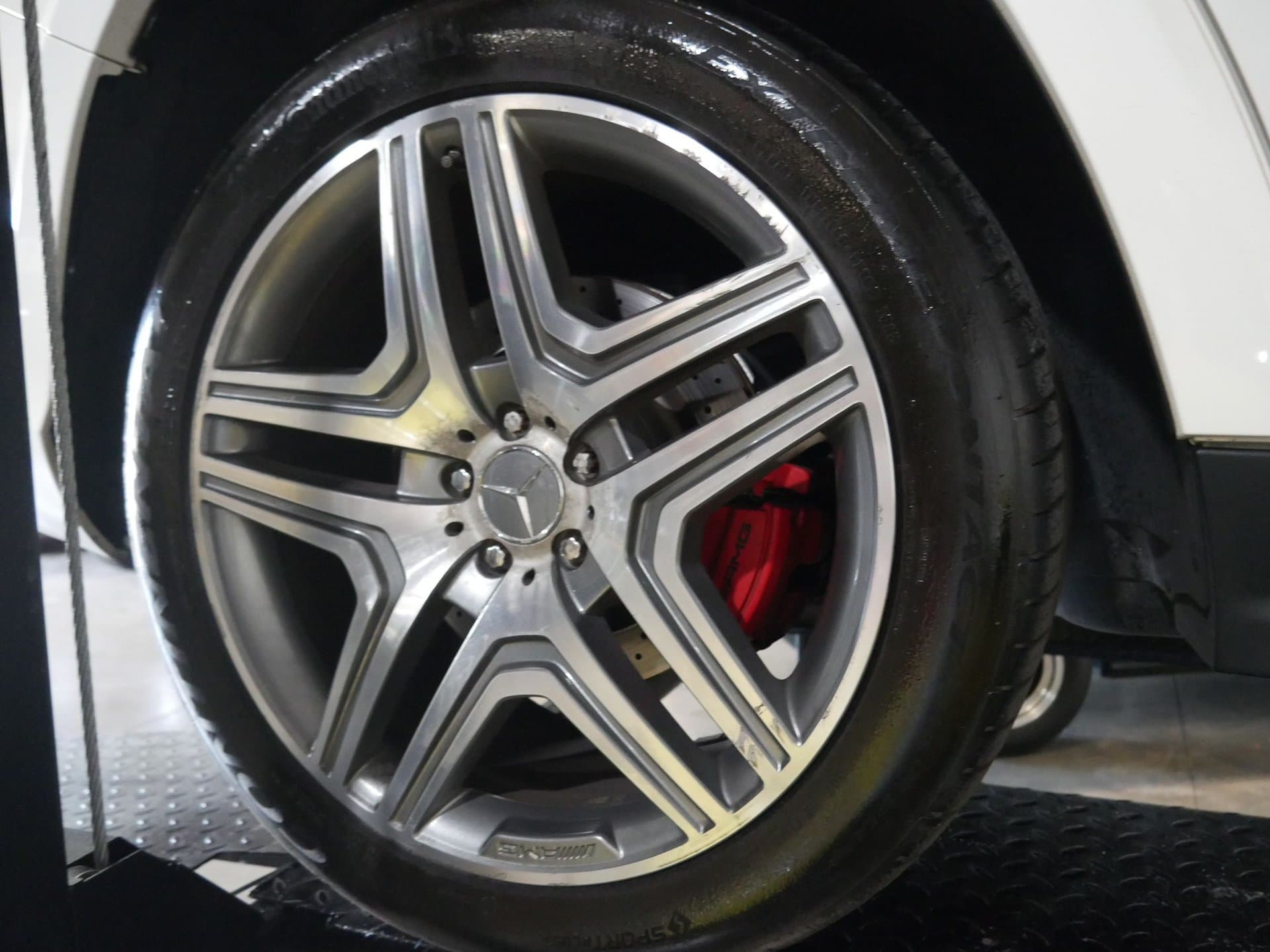 2014 Mercedes-Benz GL Class 63 AMG 4Matic thumbnail 27