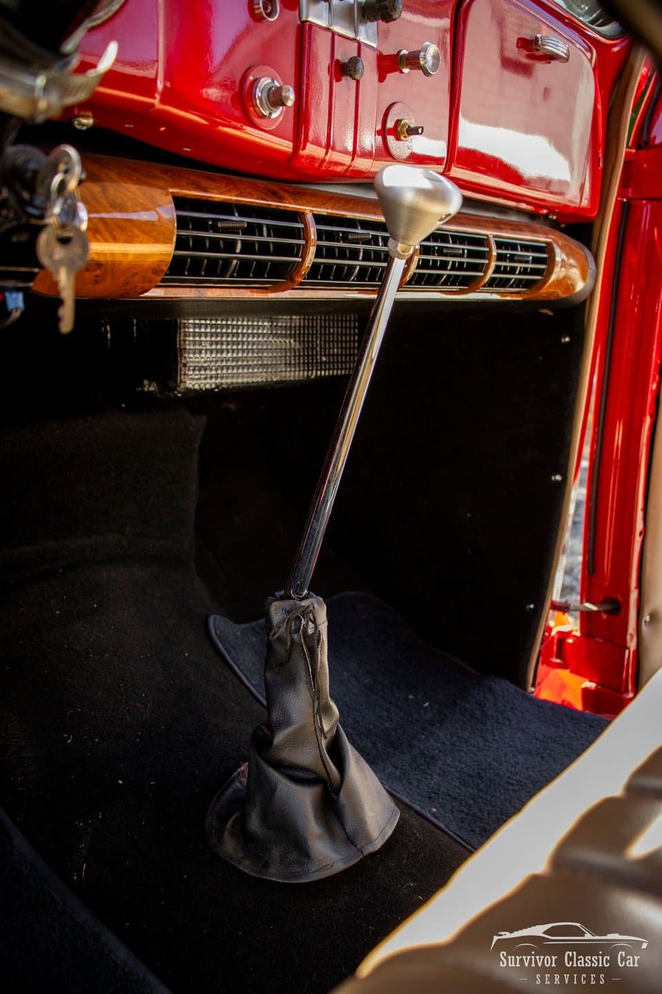 1937 Ford Tudor Humpback Sedan thumbnail 25