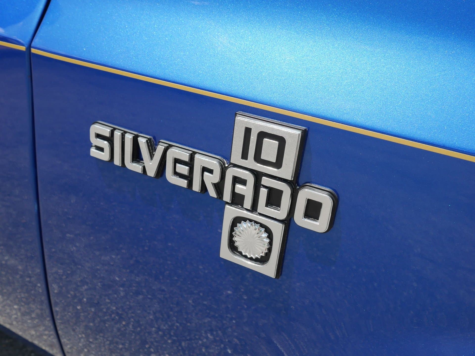 1986 Chevrolet Silverado C/K10 Short Bed Restomod thumbnail 16