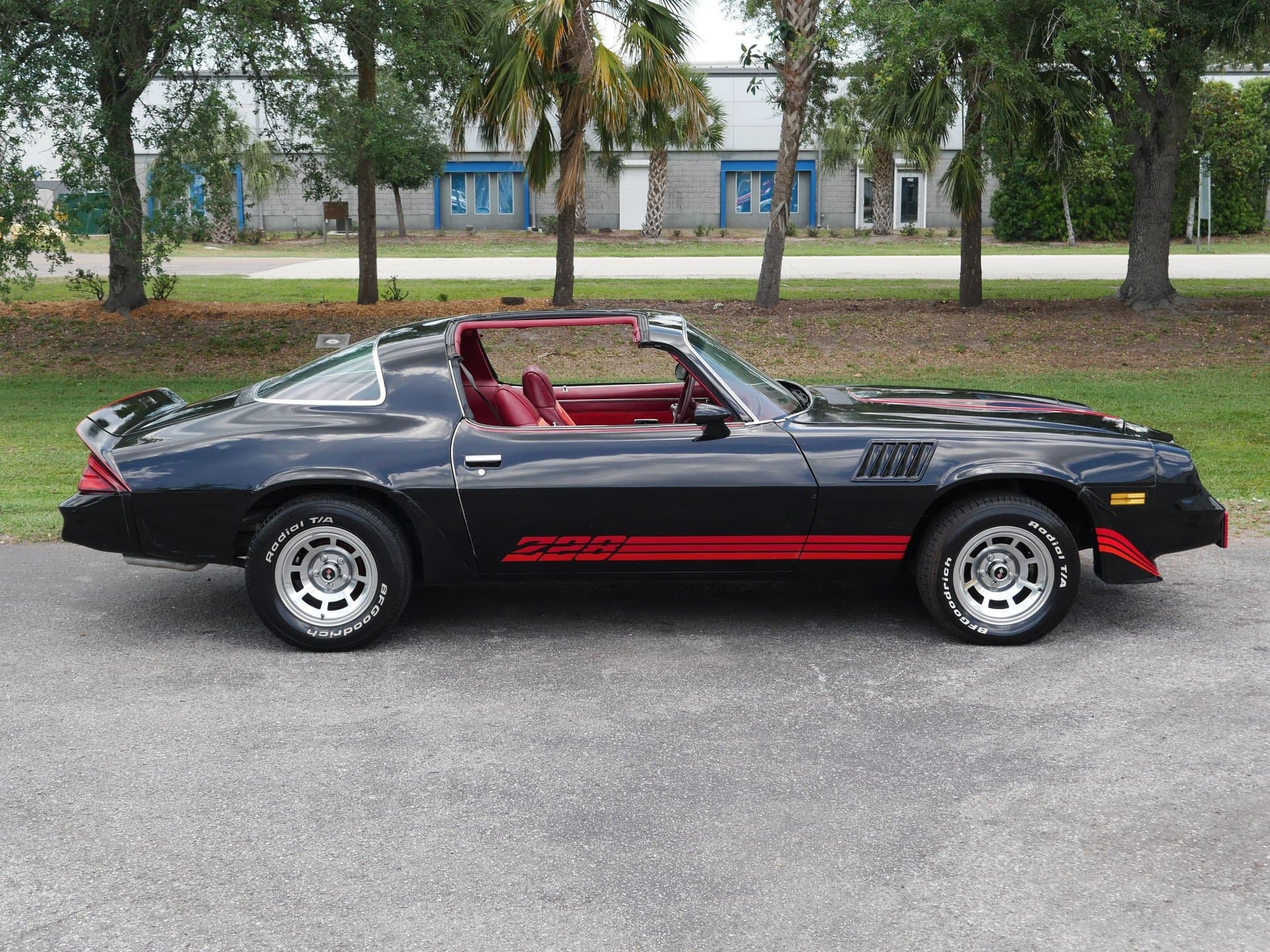 1979 Chevrolet Camaro Z28 thumbnail 12
