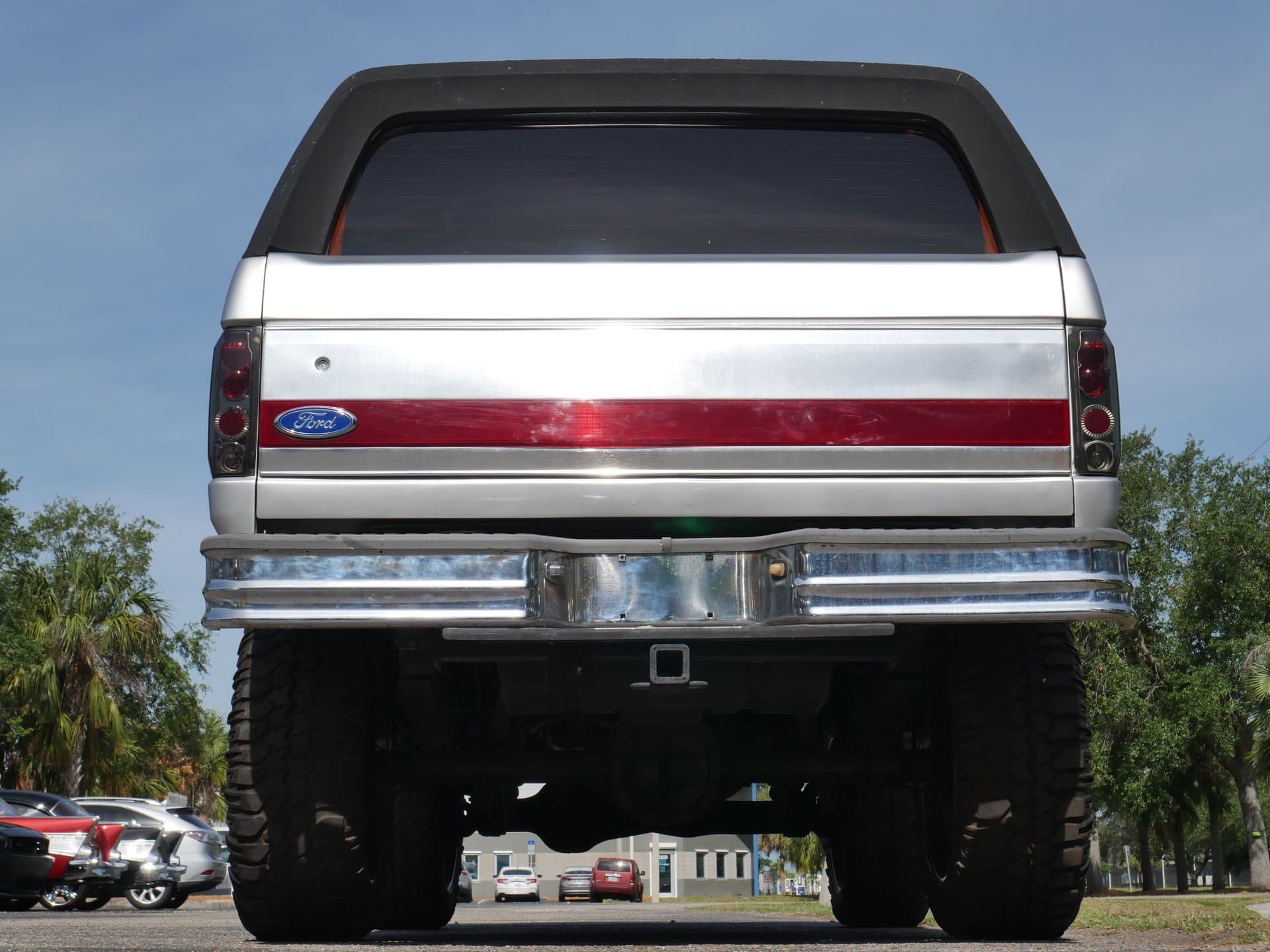 1990 Ford Bronco XLT 4x4 thumbnail 7