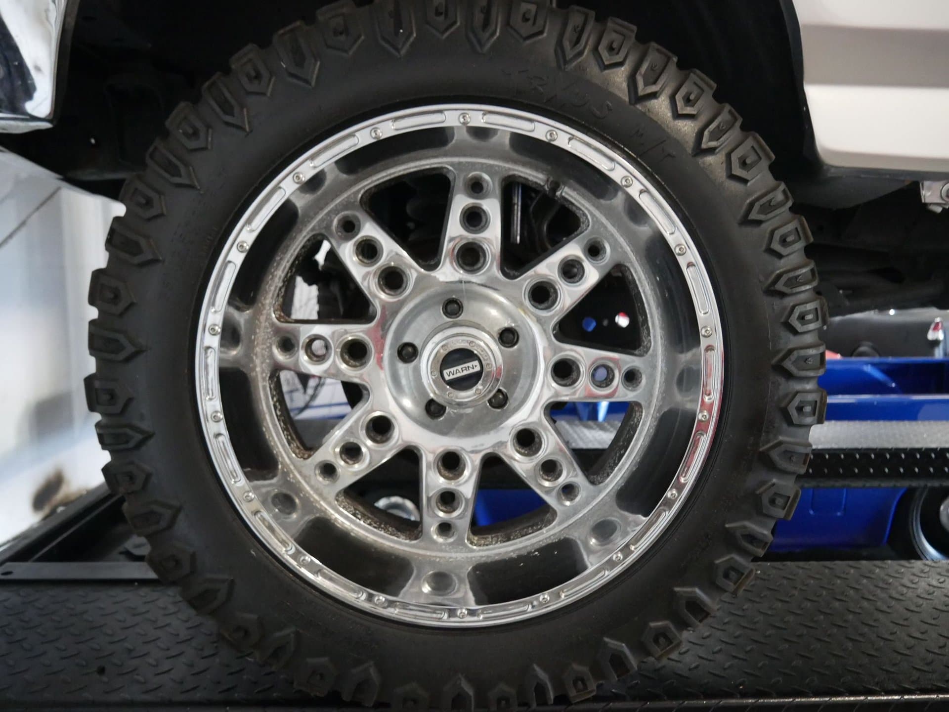 1990 Ford Bronco XLT 4x4 thumbnail 25