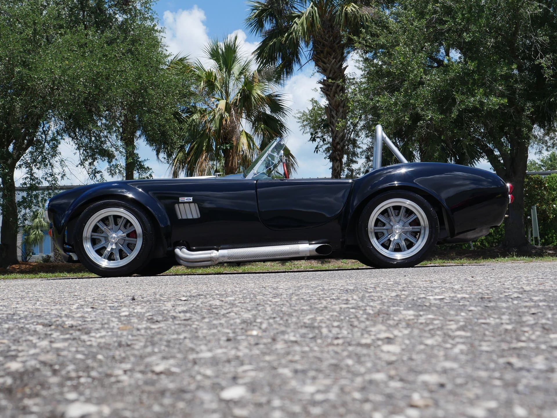 1966 Shelby Cobra Replica thumbnail 4