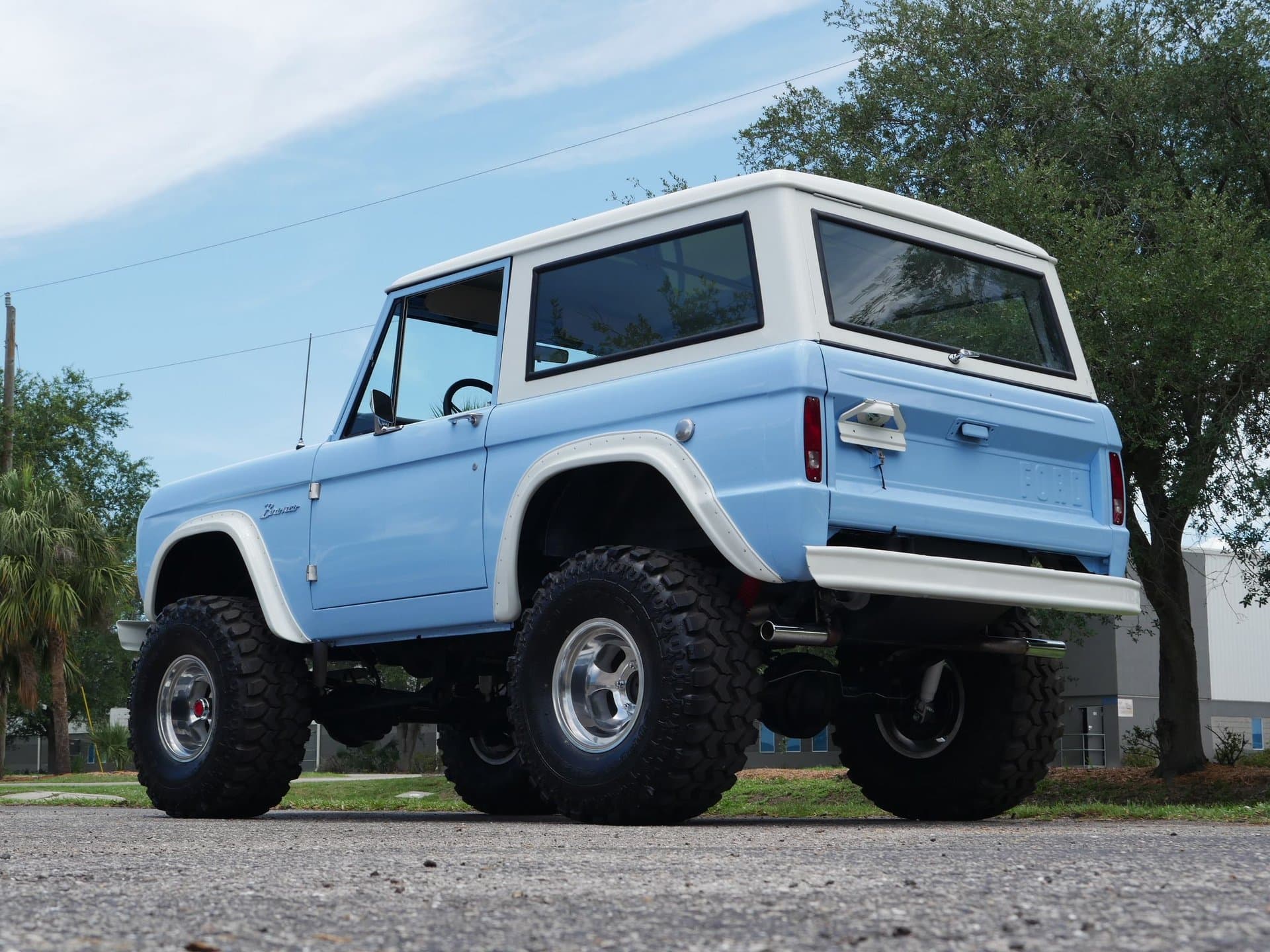 1968 Ford Bronco Restomod 4x4 thumbnail 6