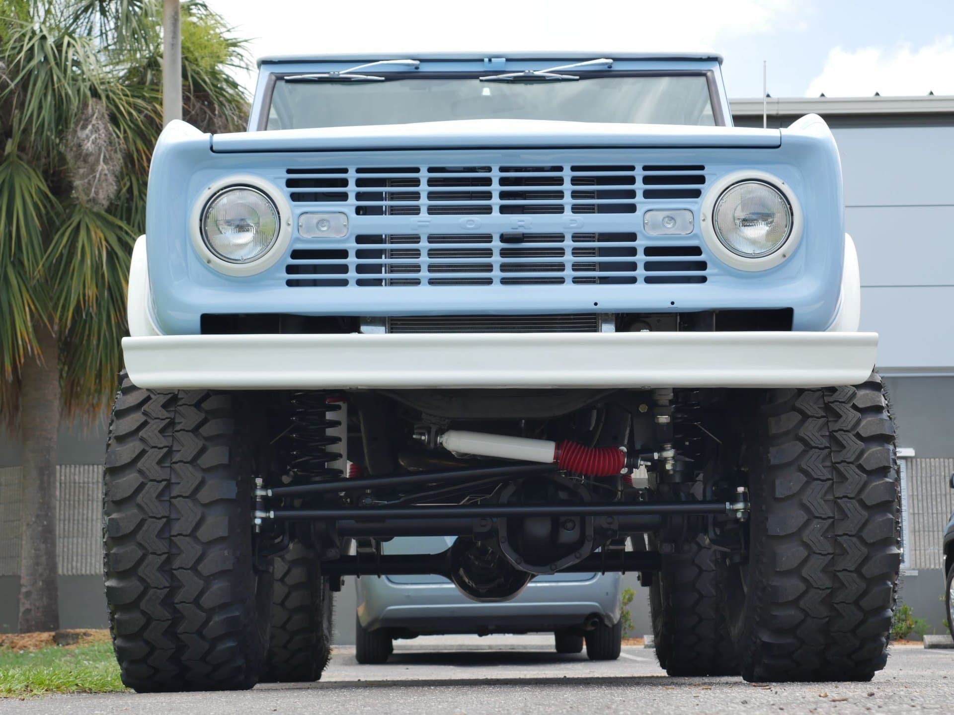 1968 Ford Bronco Restomod 4x4 thumbnail 7